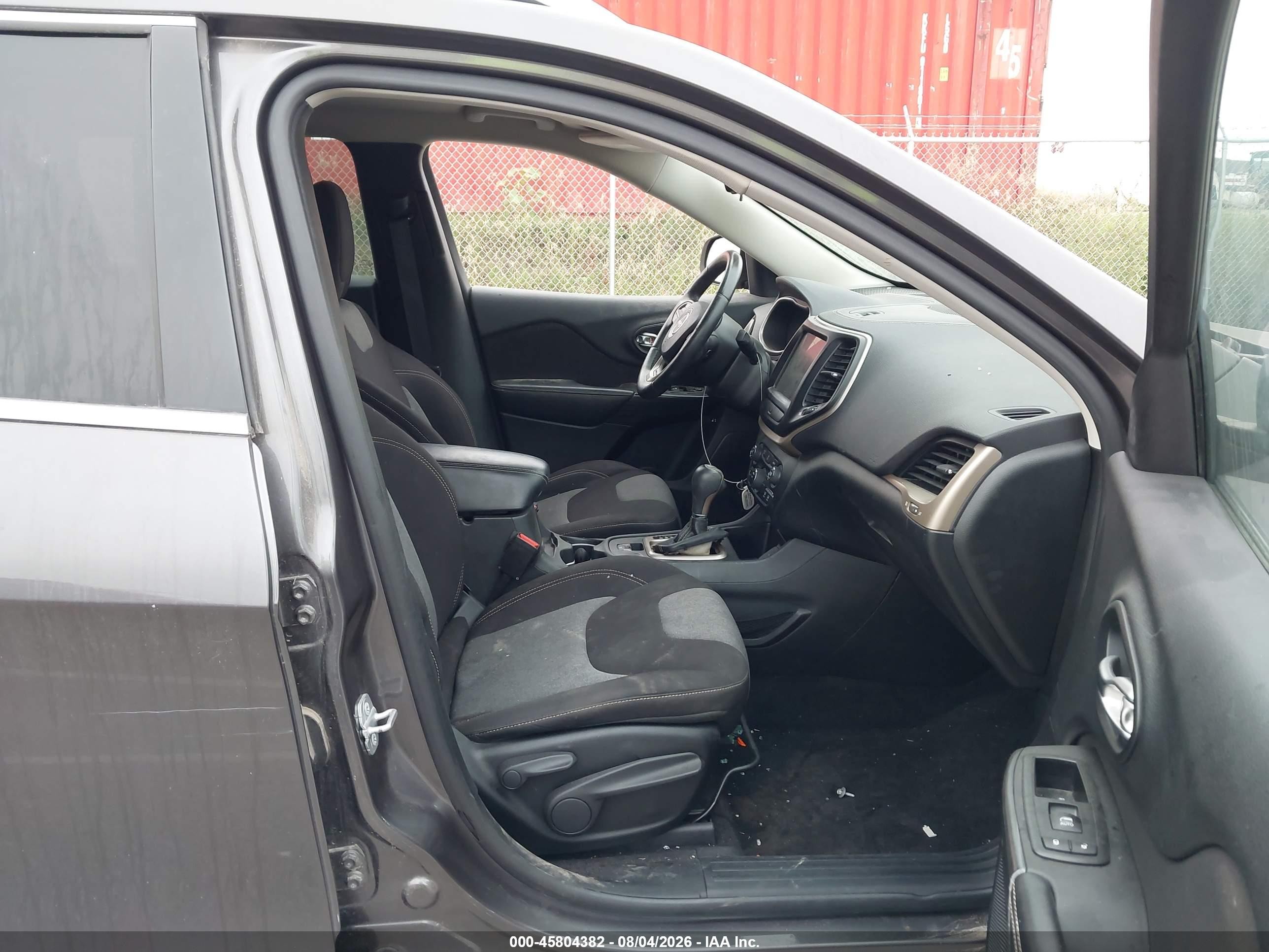 2014 Jeep Cherokee Latitude Gray vin: 1C4PJLCS8EW142983