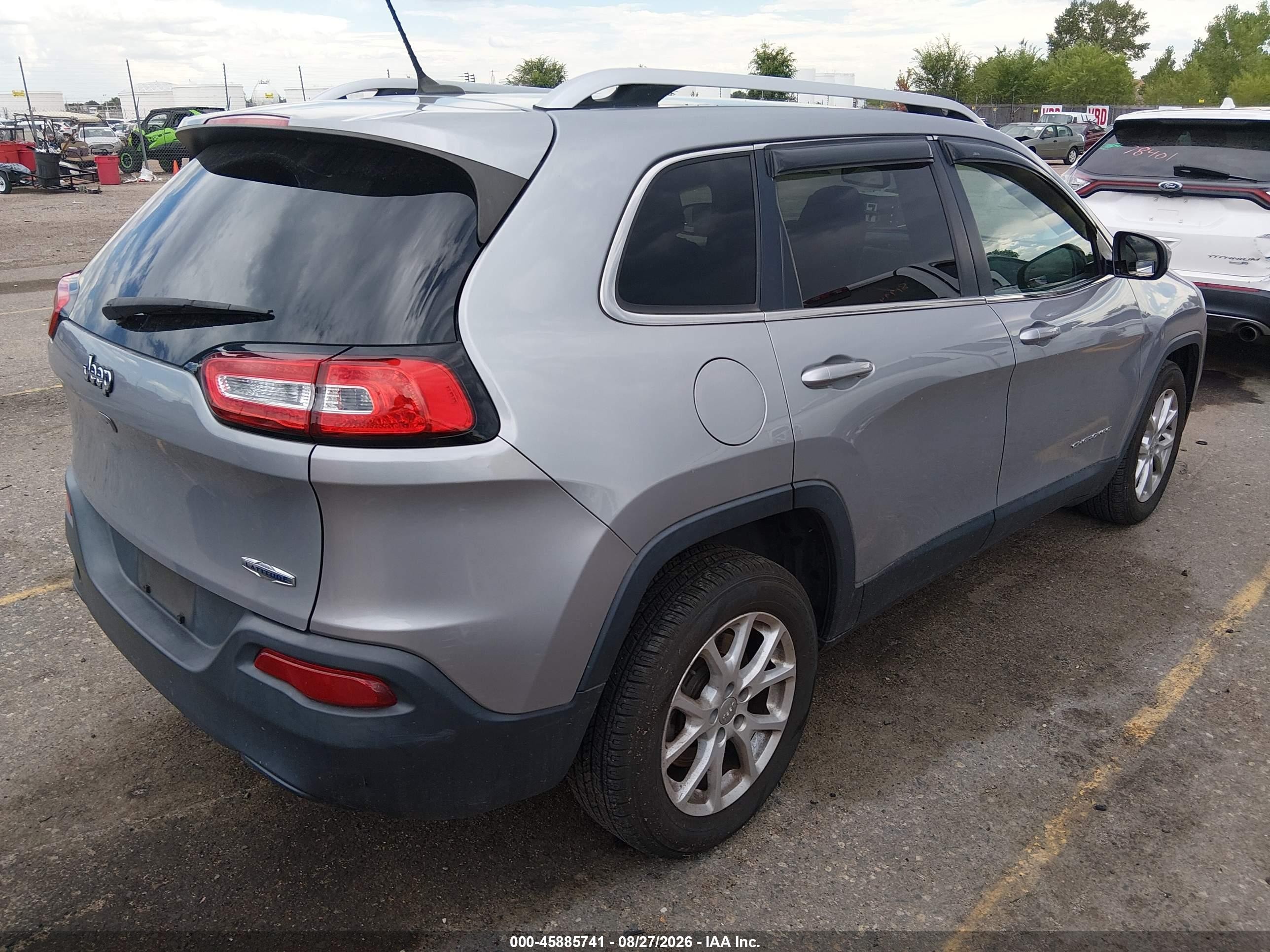 2014 Jeep Cherokee Latitude Gray vin: 1C4PJLCS8EW299798