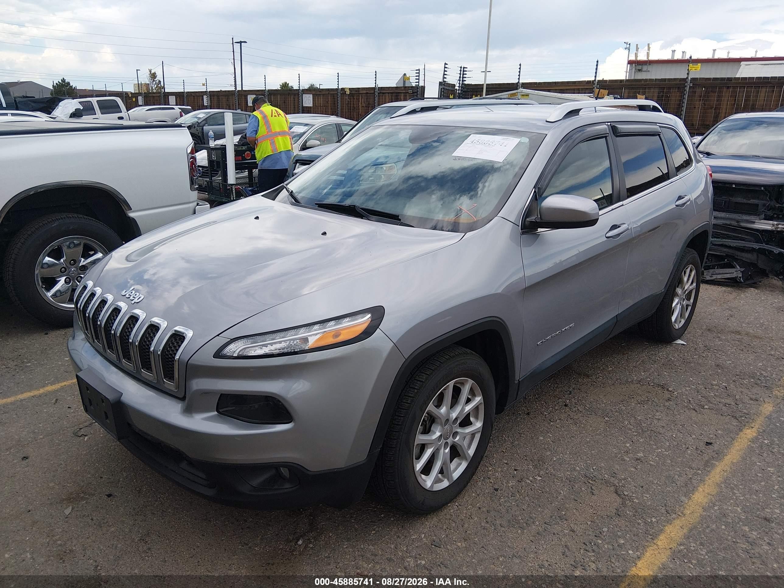 2014 Jeep Cherokee Latitude Gray vin: 1C4PJLCS8EW299798