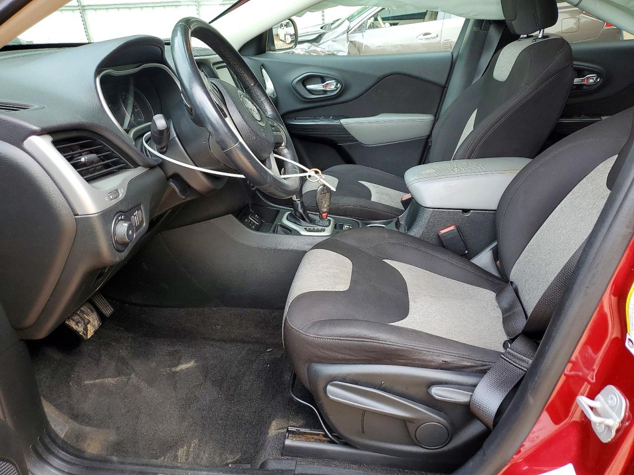 2014 Jeep Cherokee Latitude Burgundy vin: 1C4PJLCS8EW314011