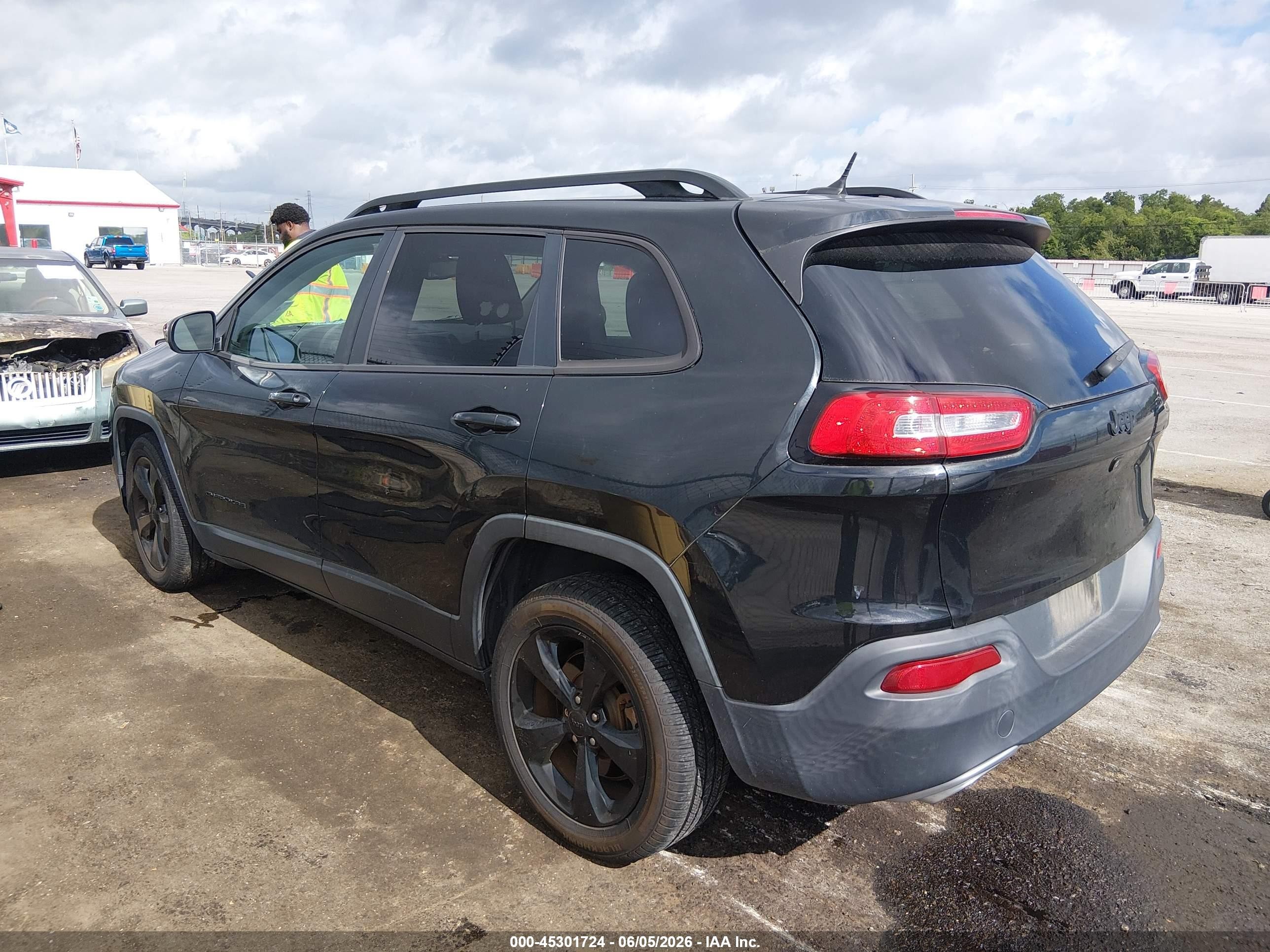 2015 Jeep Cherokee Latitude Altitude Black vin: 1C4PJLCS8FW722350