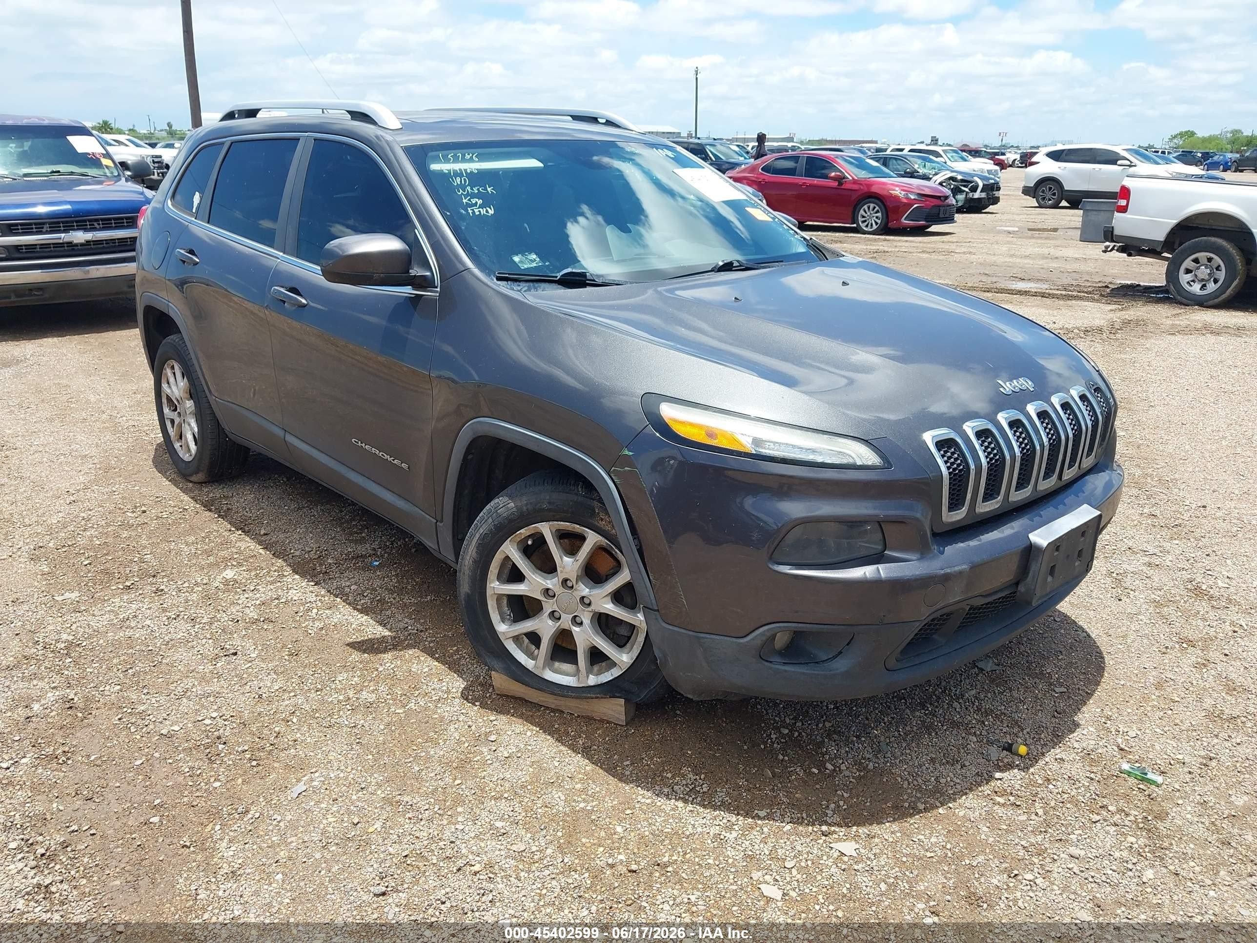 2014 Jeep Cherokee Latitude Black vin: 1C4PJLCS9EW246527
