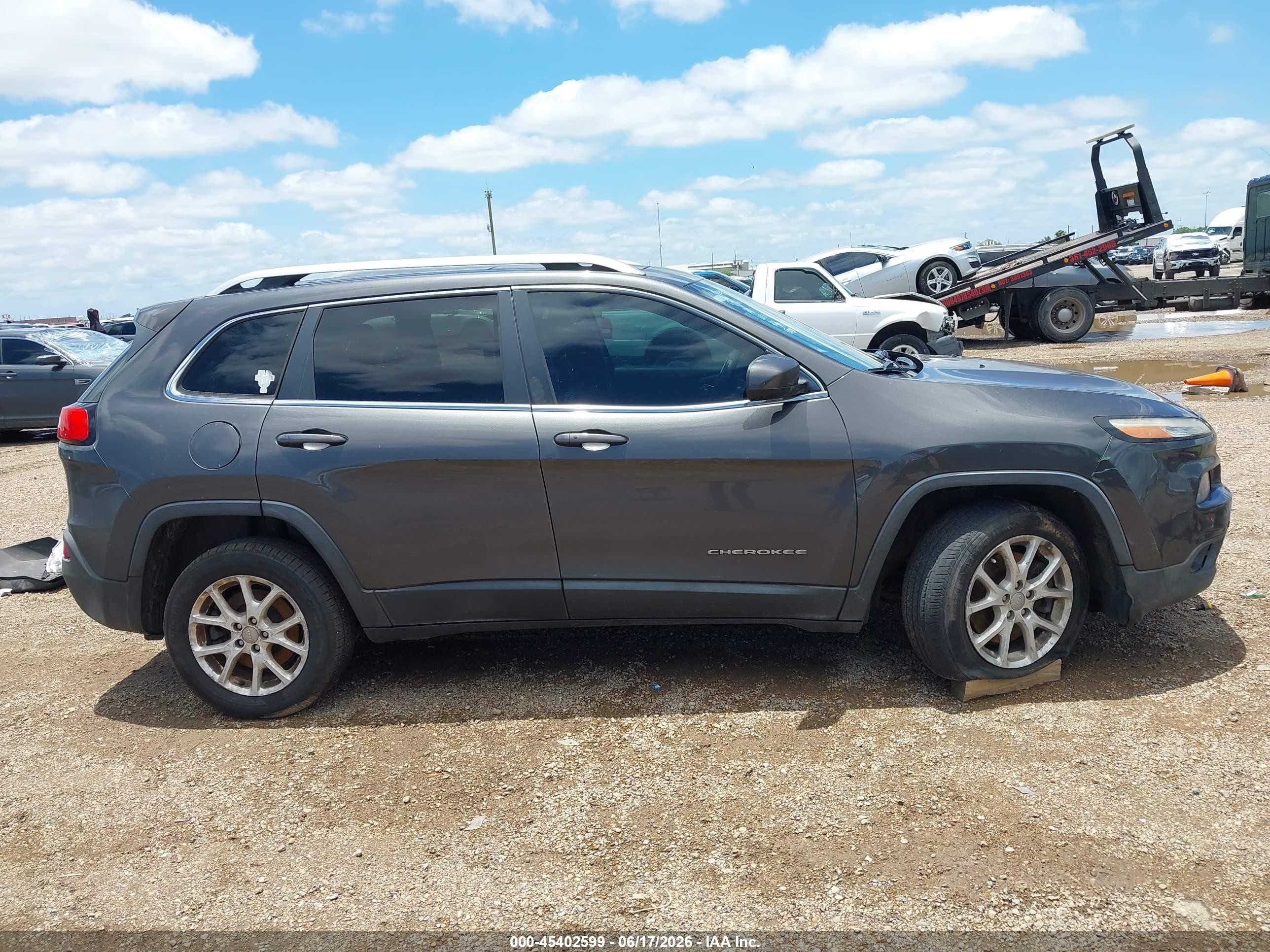 2014 Jeep Cherokee Latitude Черный vin: 1C4PJLCS9EW246527