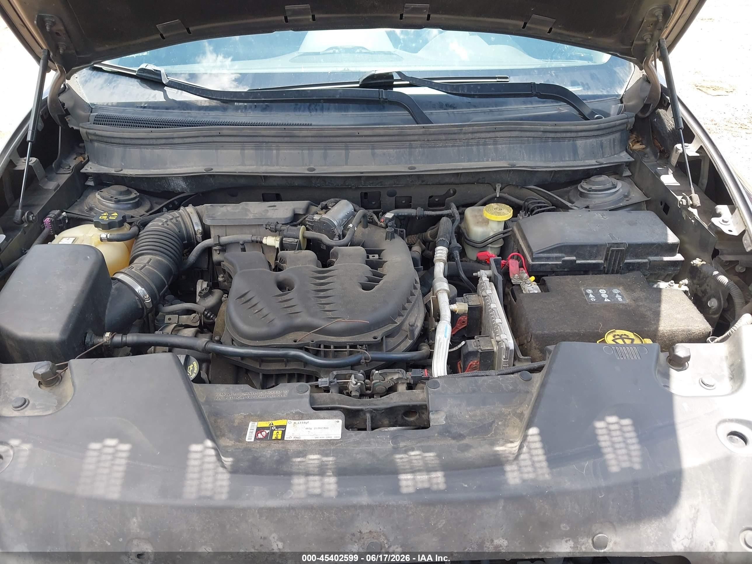 2014 Jeep Cherokee Latitude Черный vin: 1C4PJLCS9EW246527