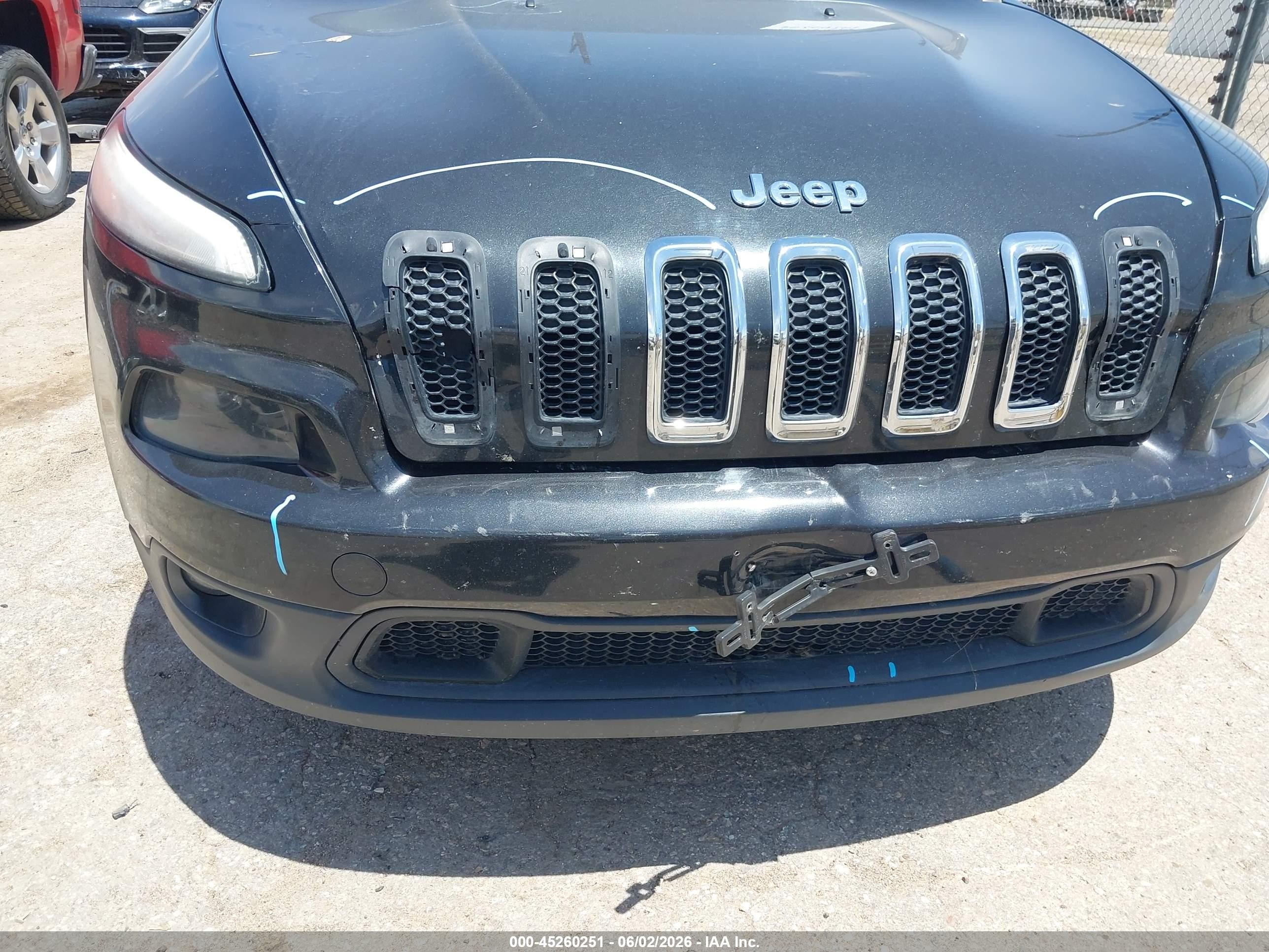 2015 Jeep Cherokee Latitude Черный vin: 1C4PJLCSXFW631225
