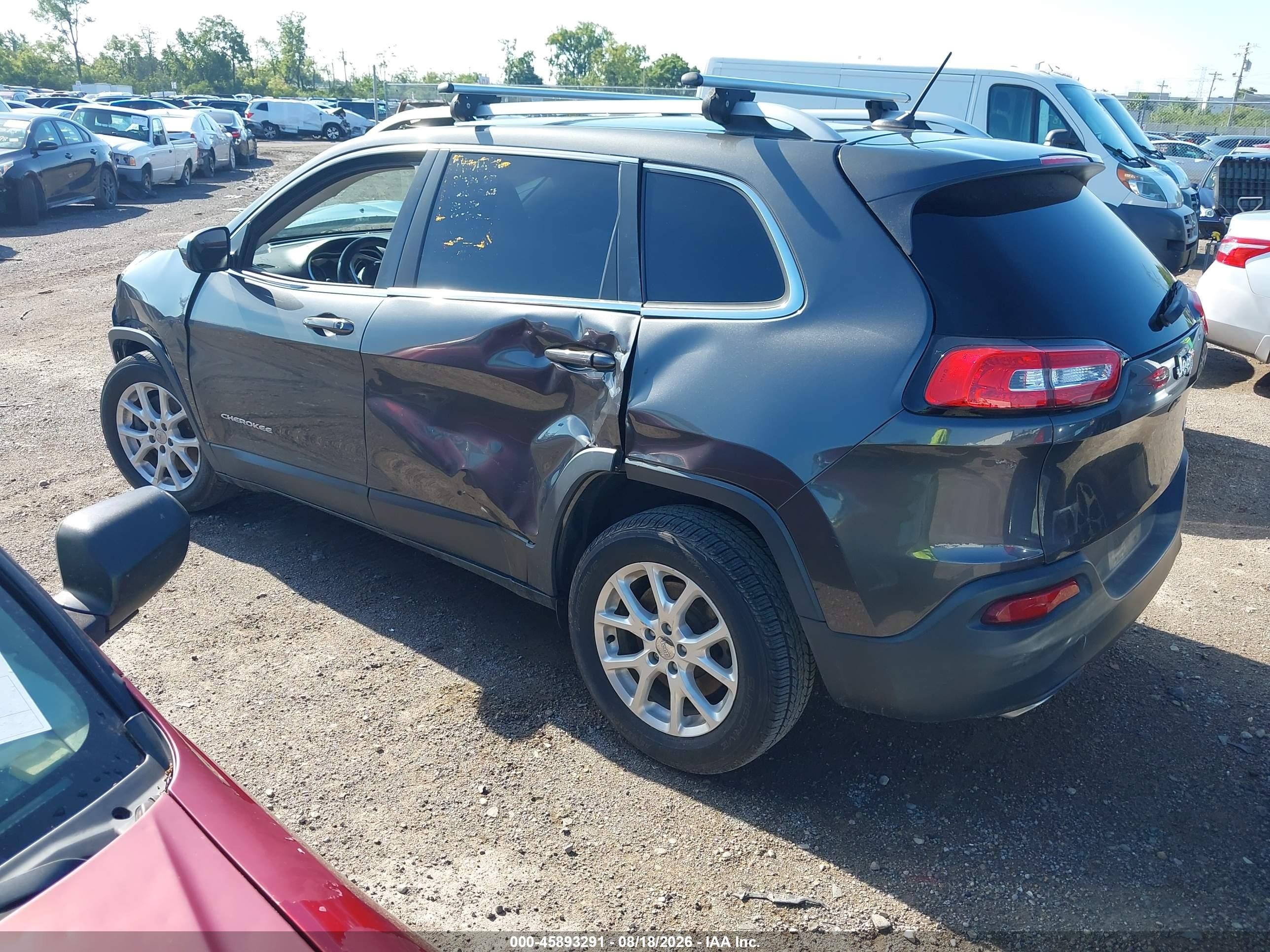 2015 Jeep Cherokee Latitude Gray vin: 1C4PJLCSXFW701158