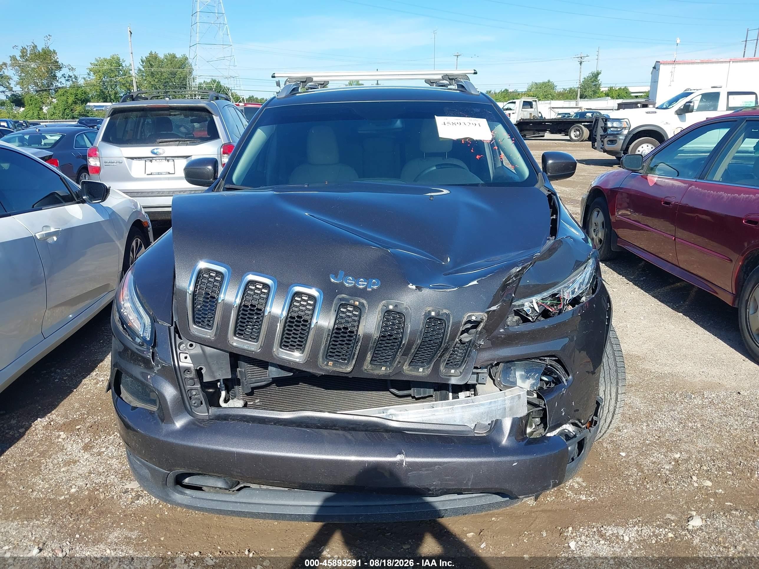 2015 Jeep Cherokee Latitude Gray vin: 1C4PJLCSXFW701158