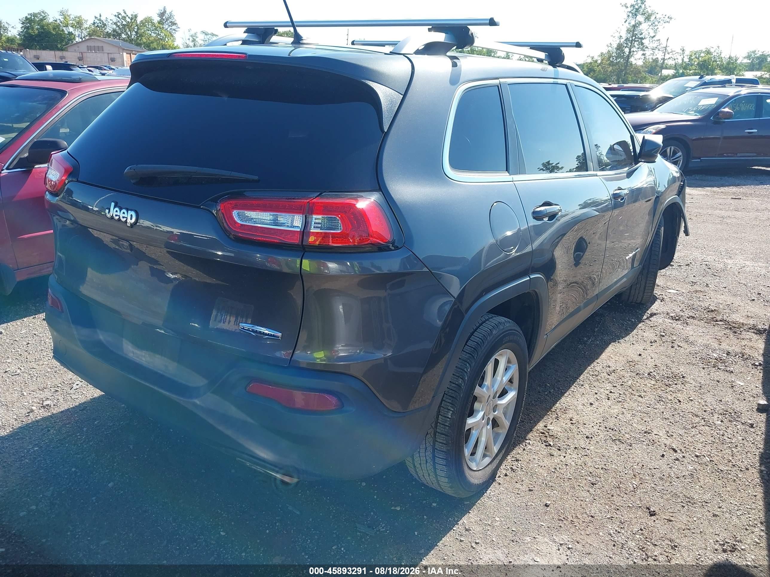 2015 Jeep Cherokee Latitude Gray vin: 1C4PJLCSXFW701158