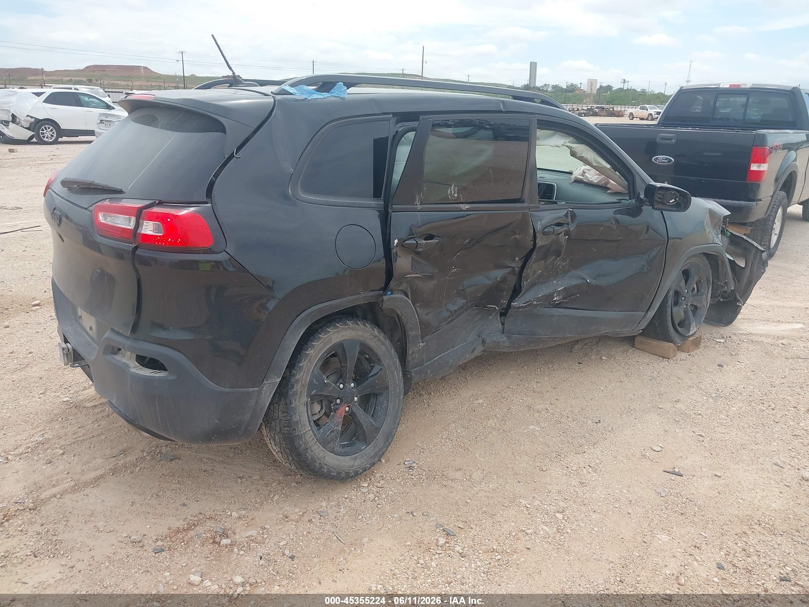 2015 Jeep Cherokee Latitude Altitude Black vin: 1C4PJLCSXFW742079