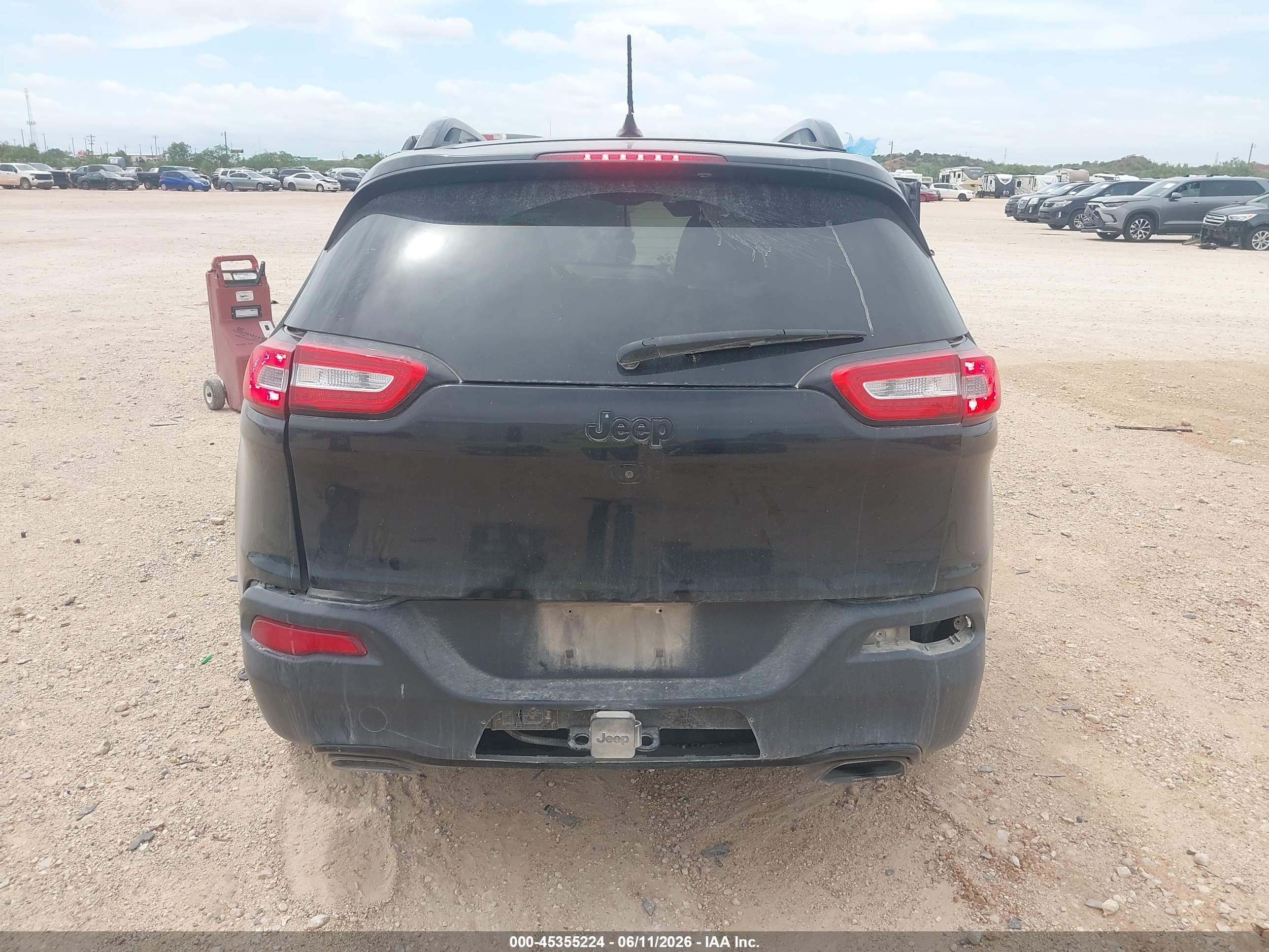 2015 Jeep Cherokee Latitude Altitude Black vin: 1C4PJLCSXFW742079