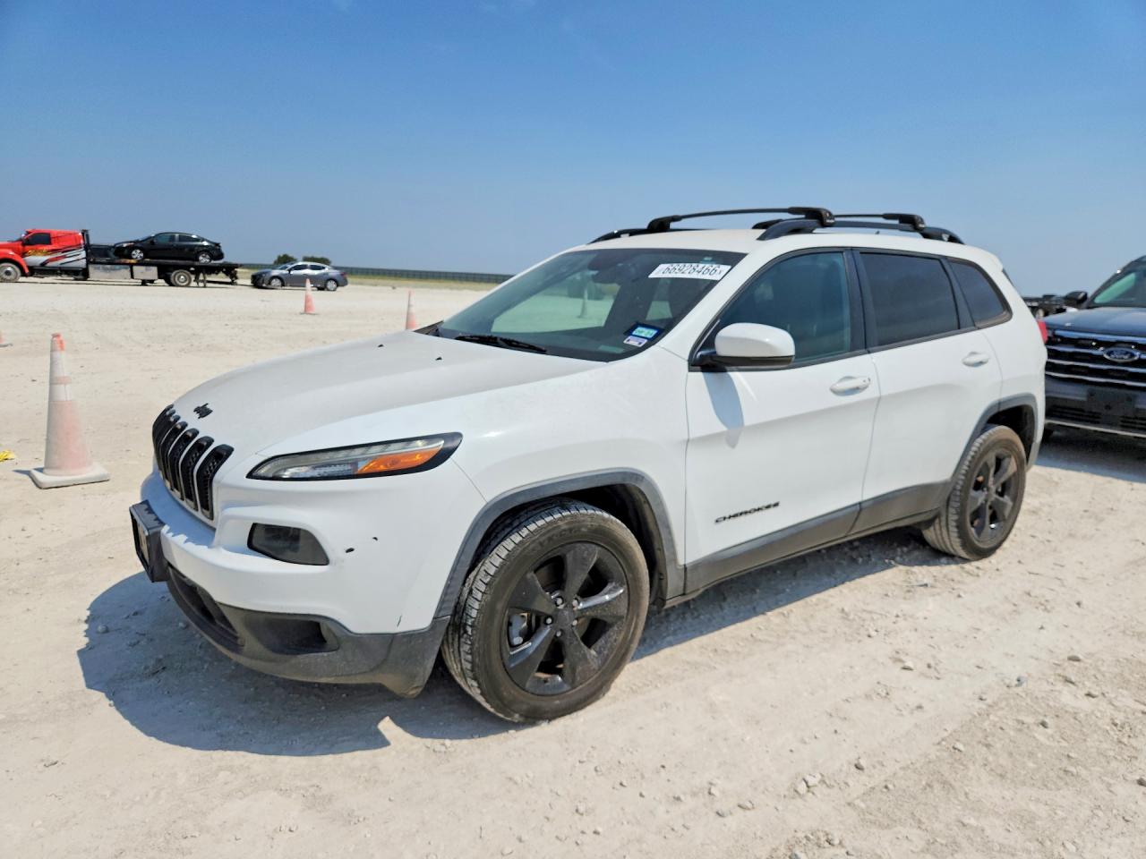 2015 Jeep Cherokee Latitude White vin: 1C4PJLCSXFW781223