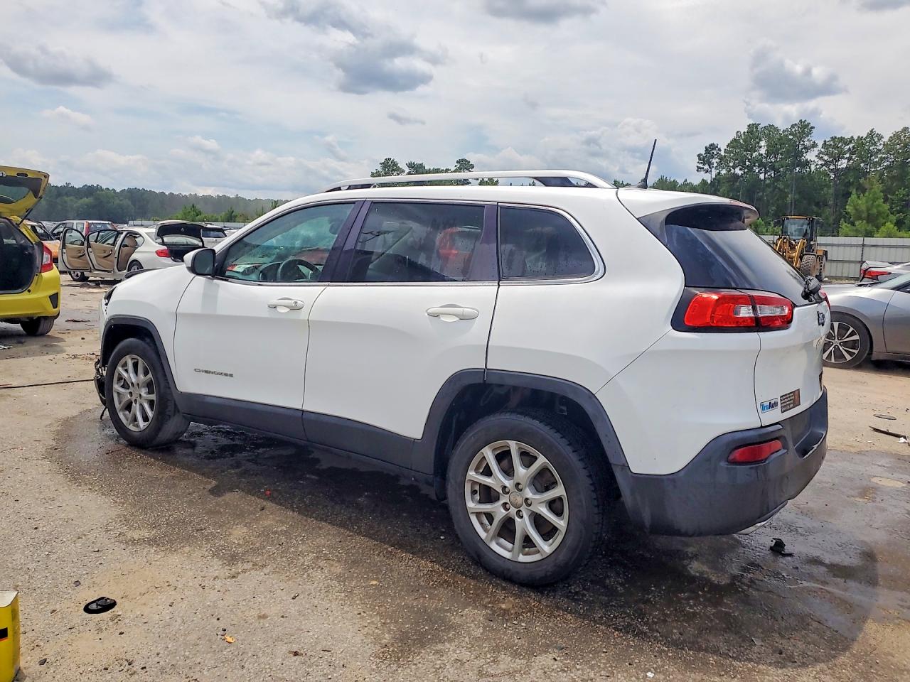 2018 Jeep Cherokee Latitude Белый vin: 1C4PJLCX7JD611403