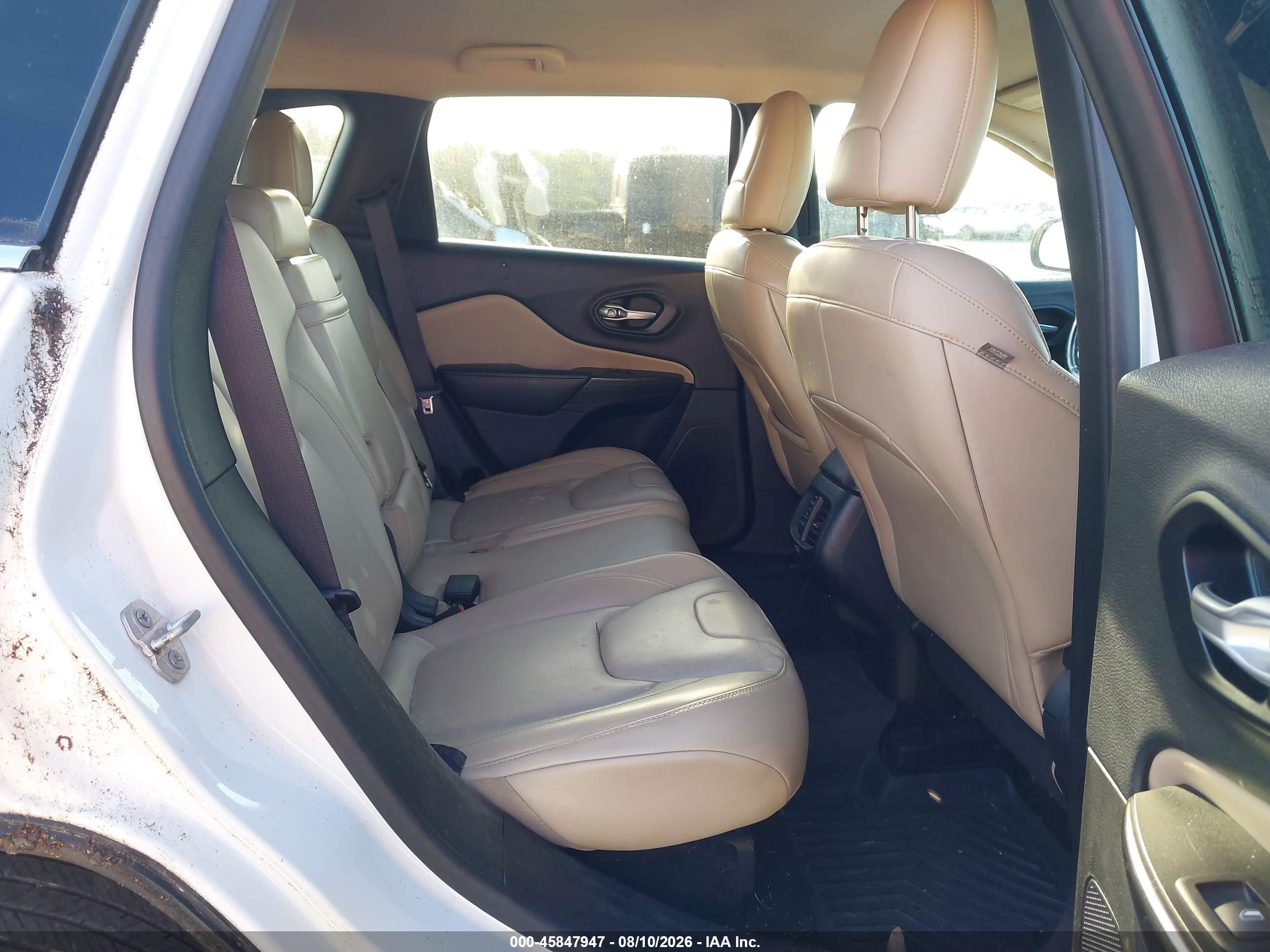 2015 Jeep Cherokee Limited Белый vin: 1C4PJLDB0FW701796