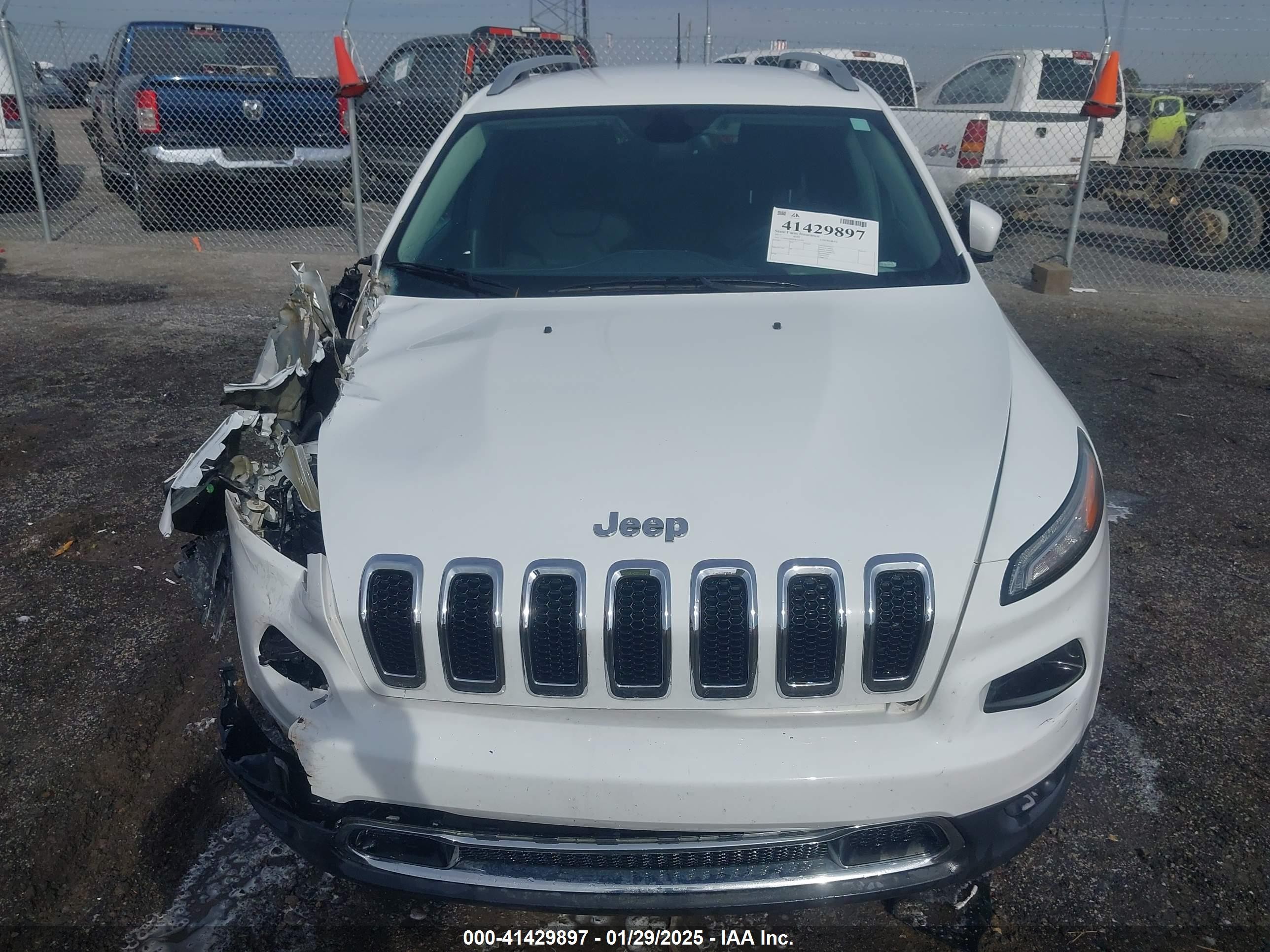2017 Jeep Cherokee Limited Fwd White vin: 1C4PJLDB0HW516439