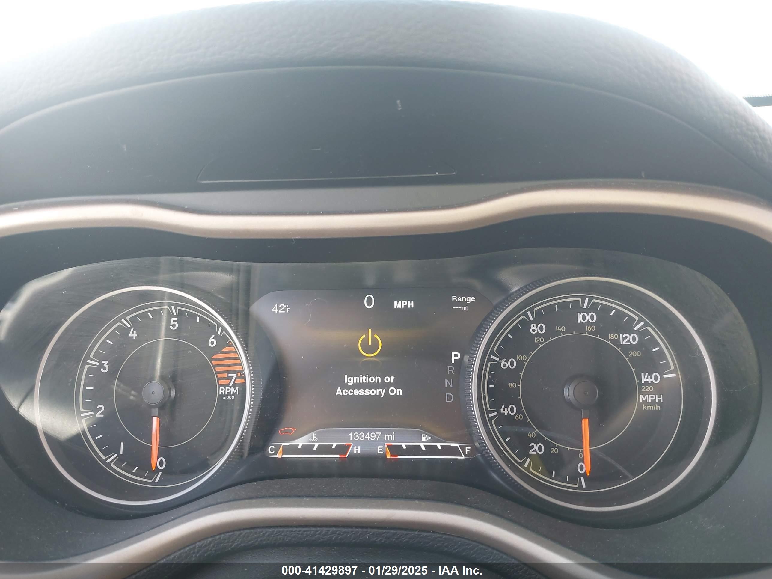 2017 Jeep Cherokee Limited Fwd White vin: 1C4PJLDB0HW516439