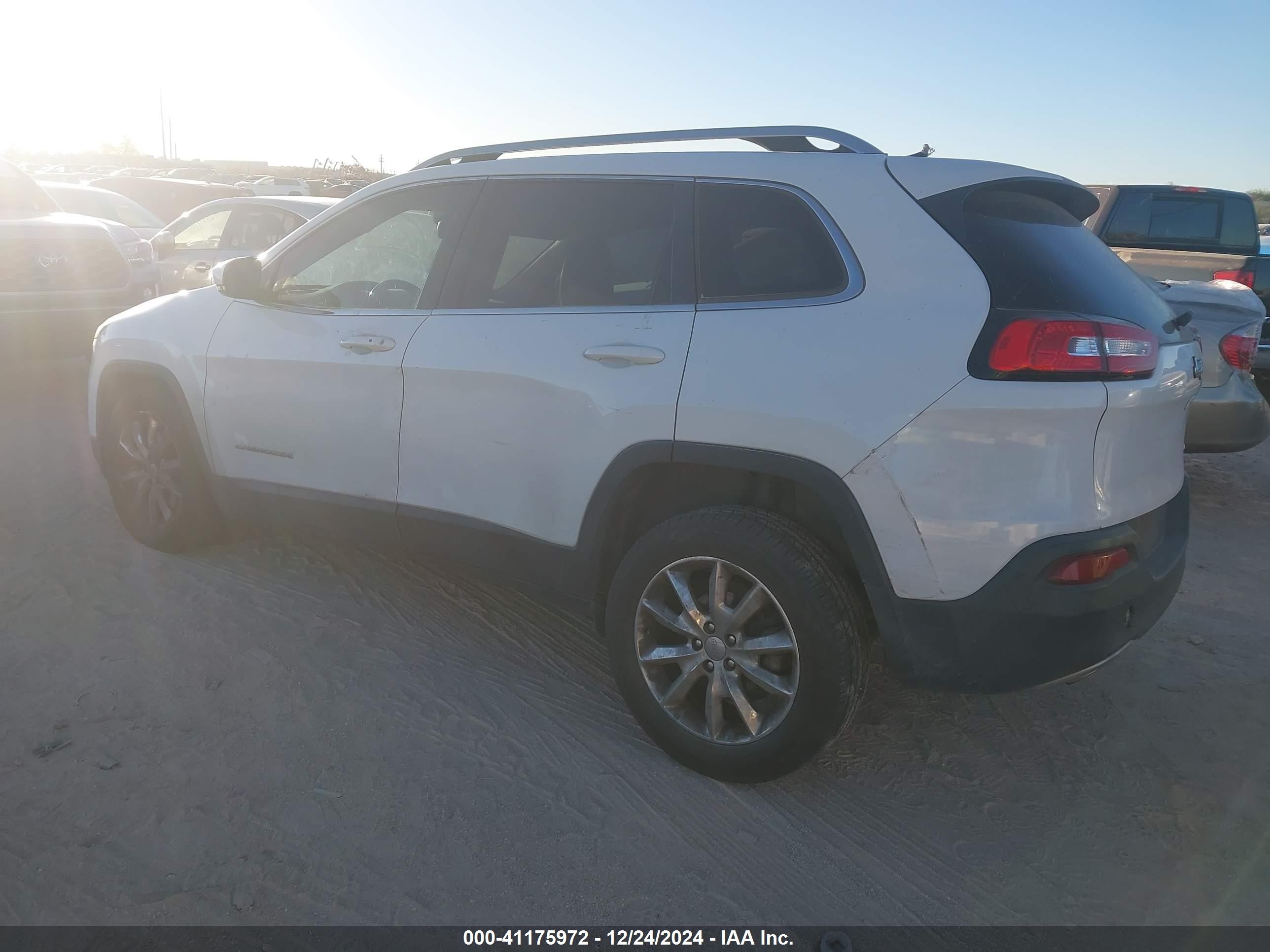 2017 Jeep Cherokee Limited Fwd White vin: 1C4PJLDB0HW526582