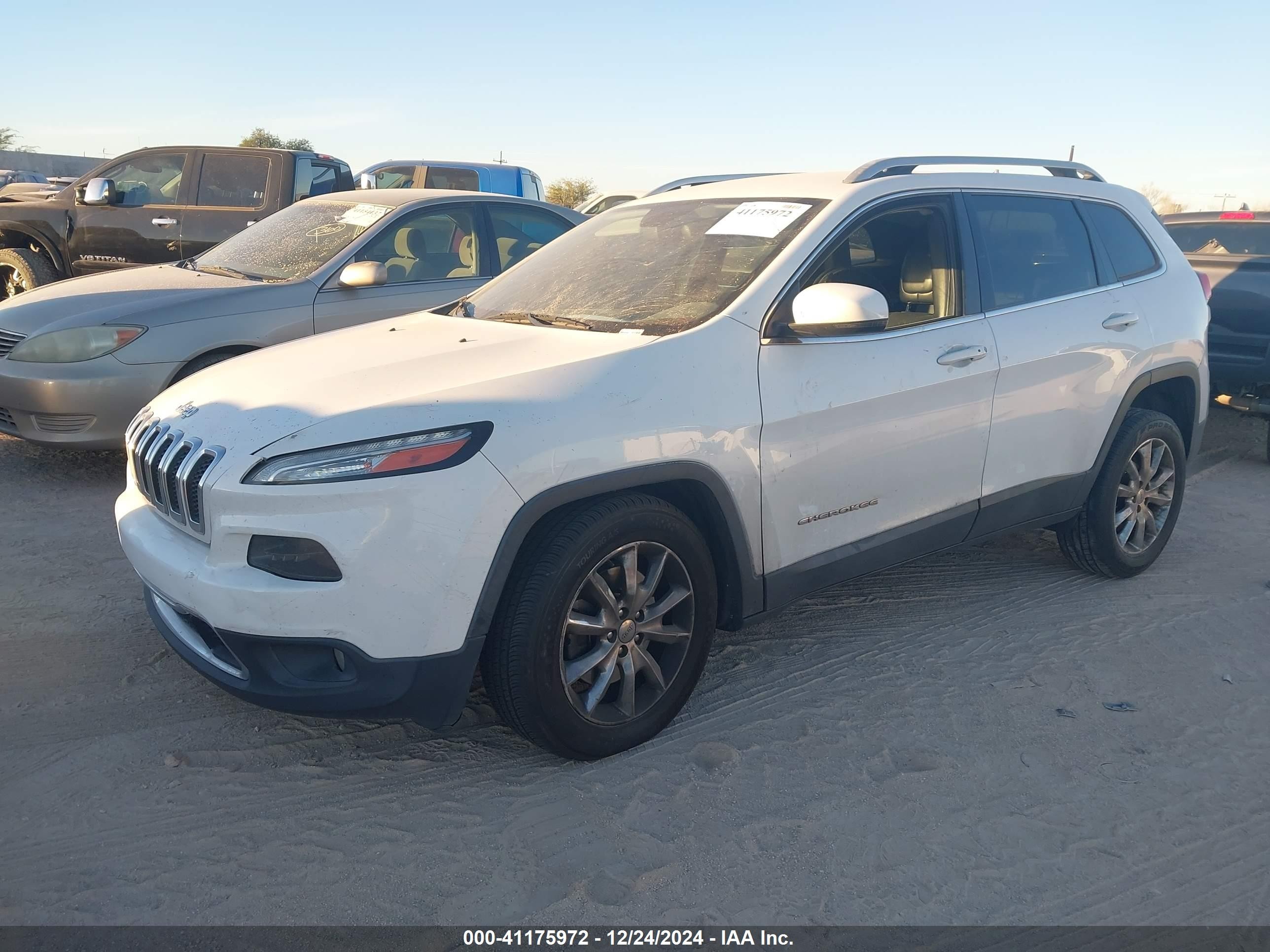 2017 Jeep Cherokee Limited Fwd White vin: 1C4PJLDB0HW526582