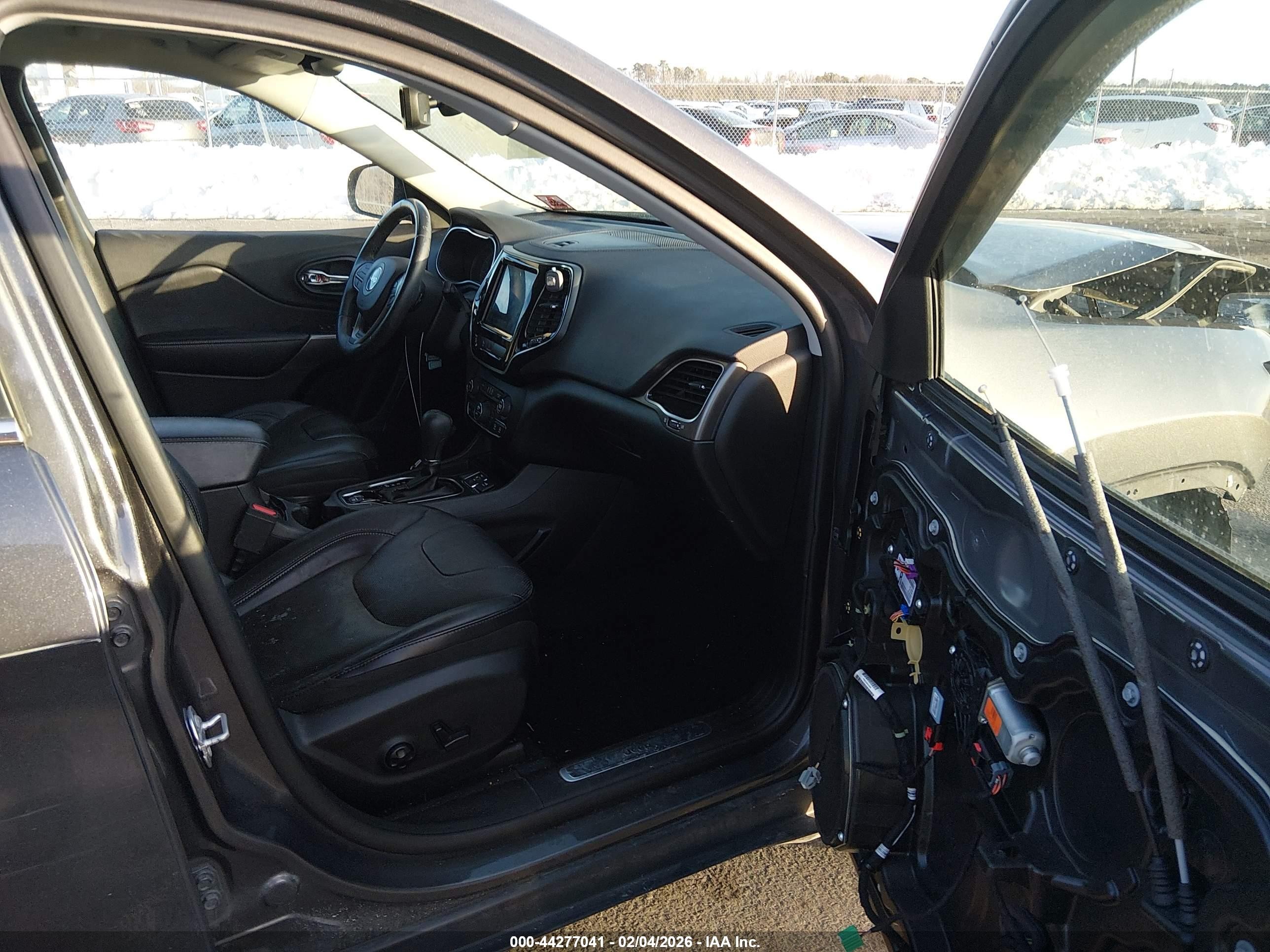2019 Jeep Cherokee Limited Fwd Серый vin: 1C4PJLDB0KD346263