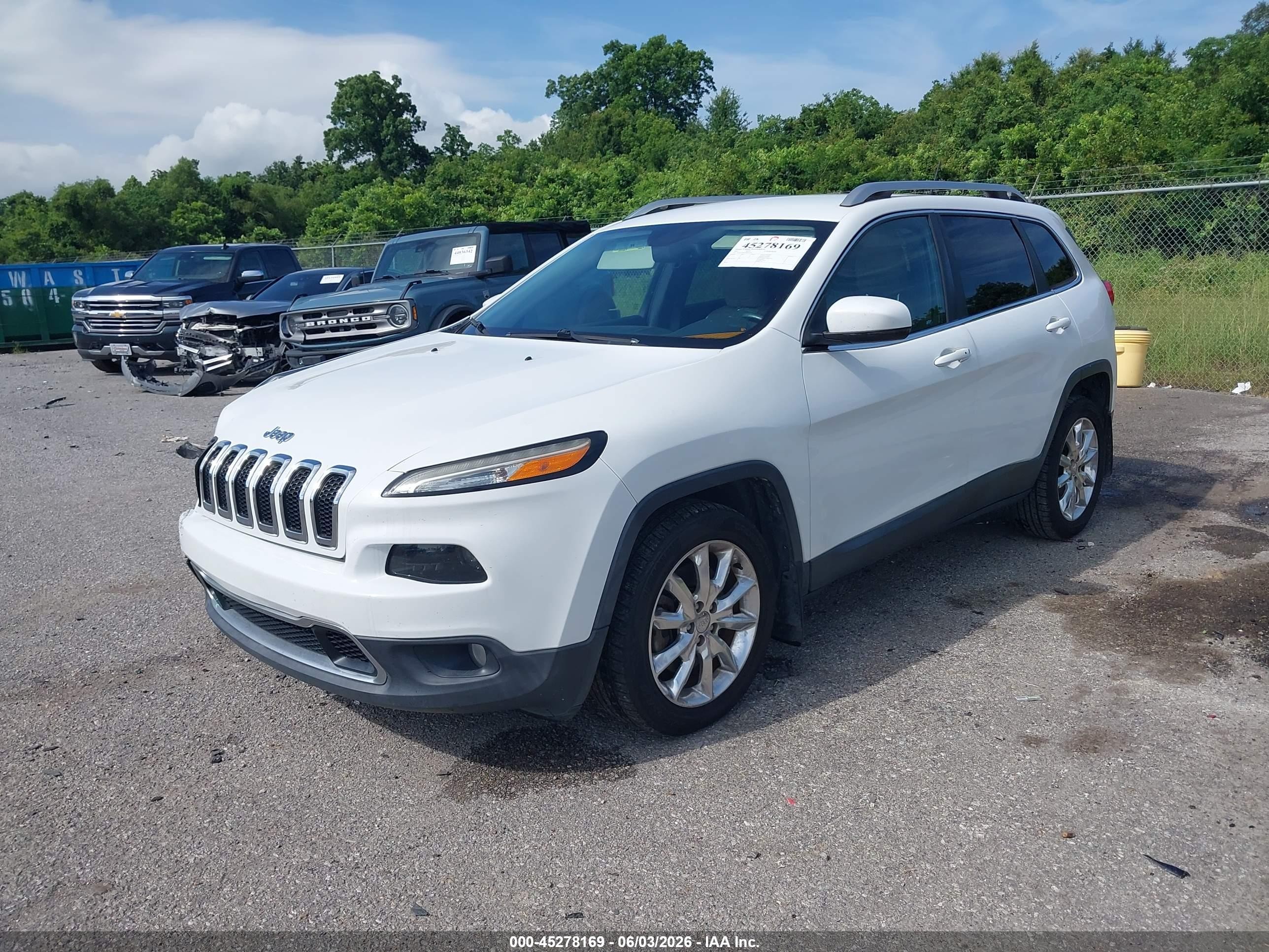 2015 Jeep Cherokee Limited White vin: 1C4PJLDB1FW621150