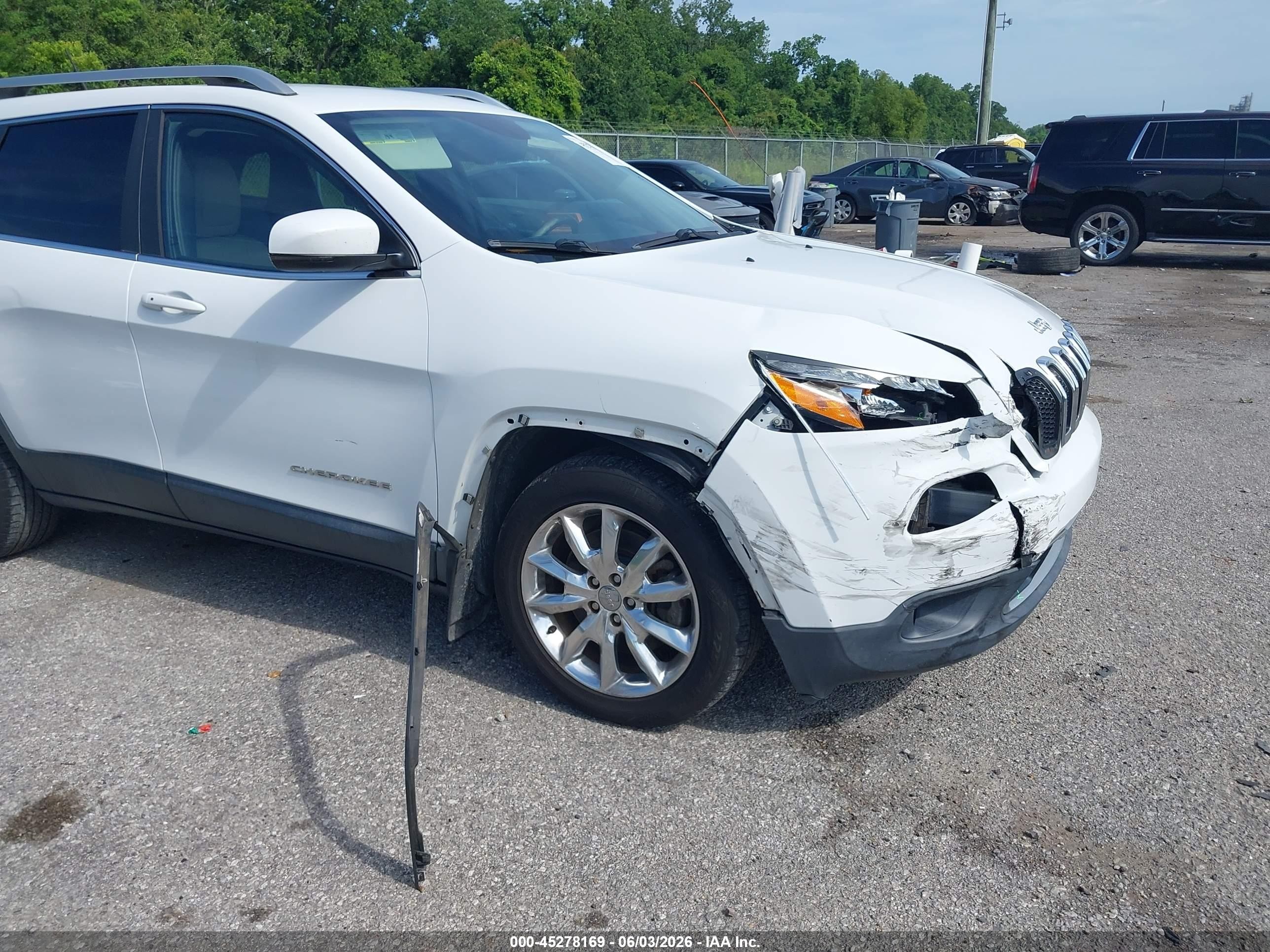 2015 Jeep Cherokee Limited White vin: 1C4PJLDB1FW621150