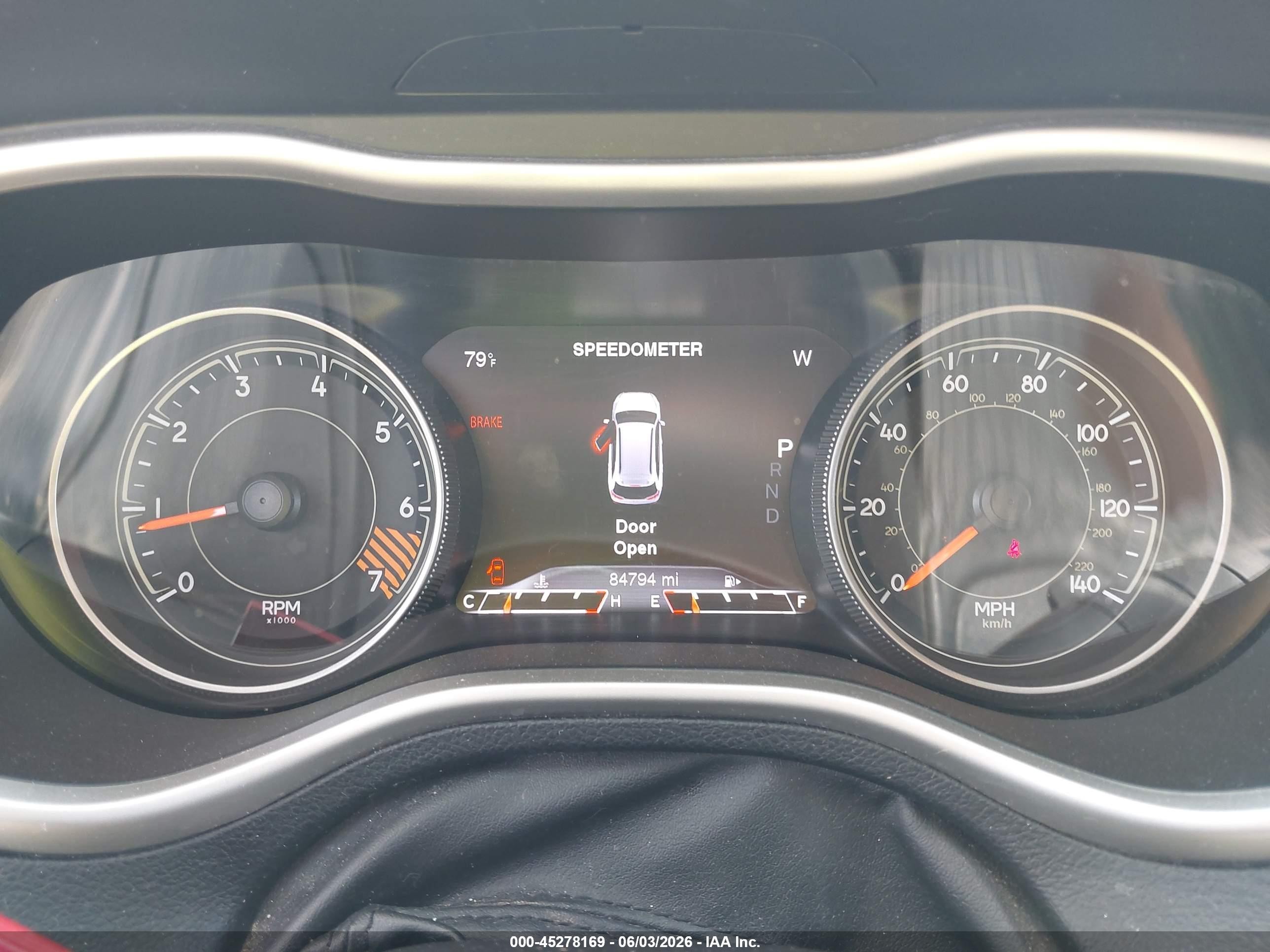 2015 Jeep Cherokee Limited White vin: 1C4PJLDB1FW621150