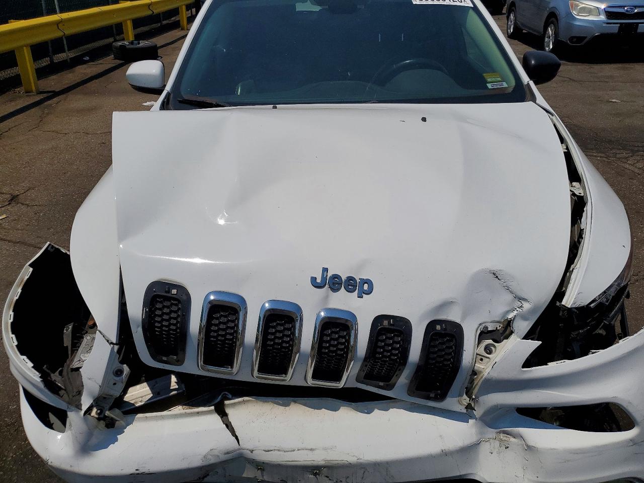 2015 Jeep Cherokee Limited White vin: 1C4PJLDB1FW753325