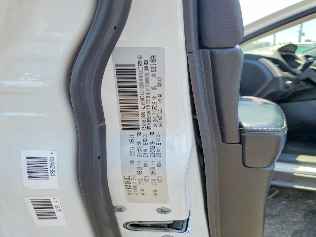 2015 Jeep Cherokee Limited White vin: 1C4PJLDB1FW753325