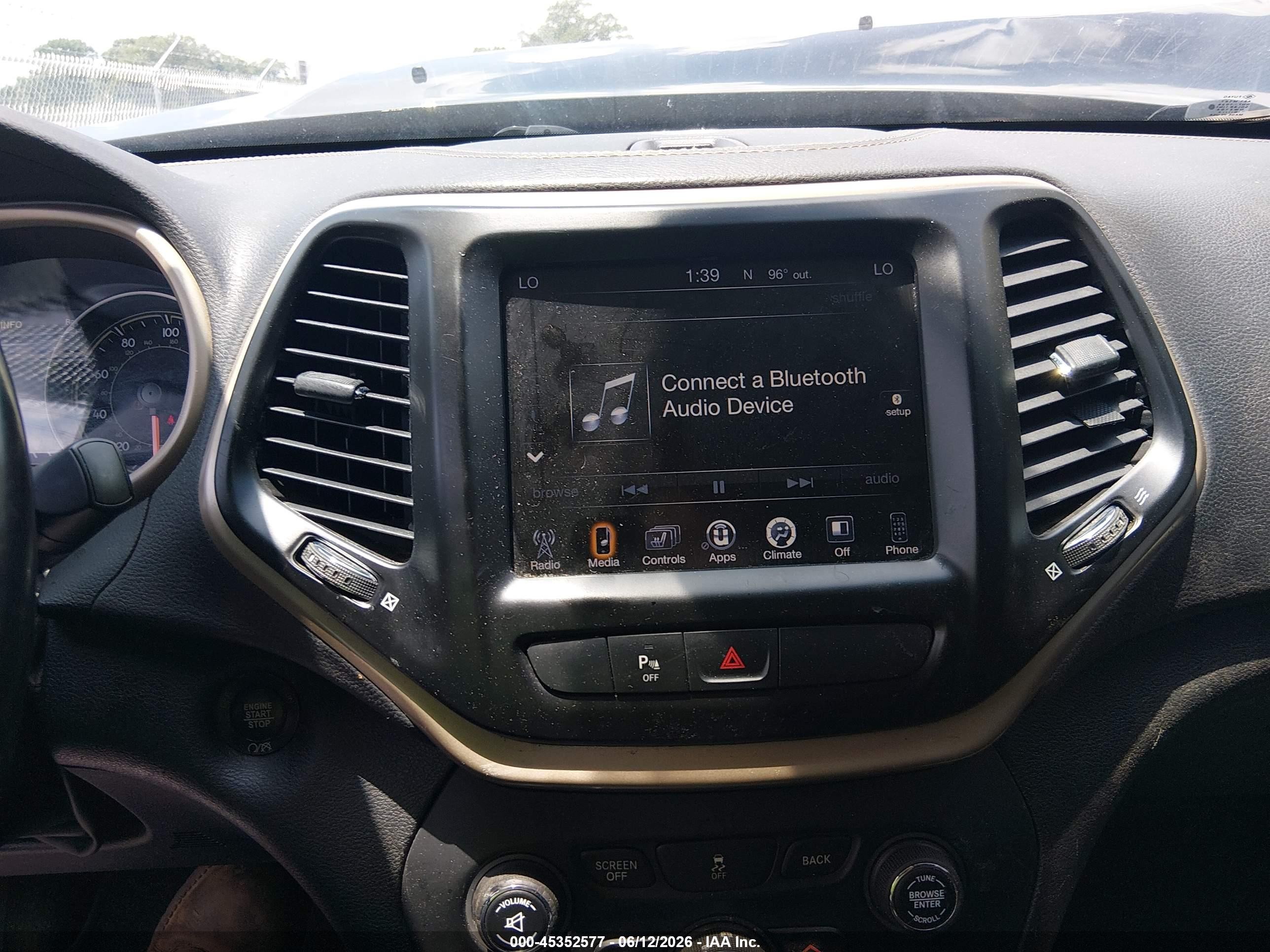 2018 Jeep Cherokee Limited Fwd Black vin: 1C4PJLDB1JD567918