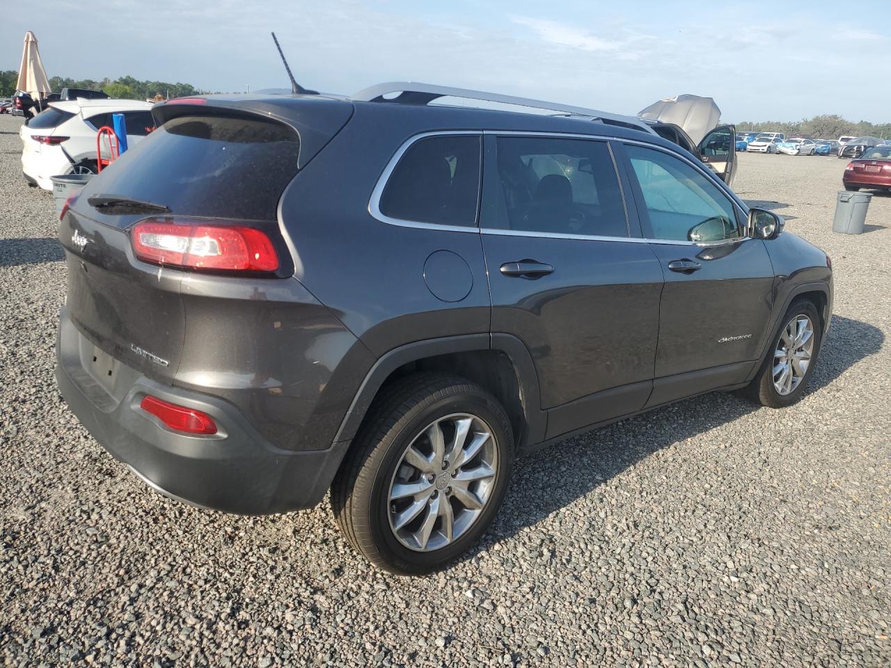 2014 Jeep Cherokee Limited Brown vin: 1C4PJLDB2EW202240