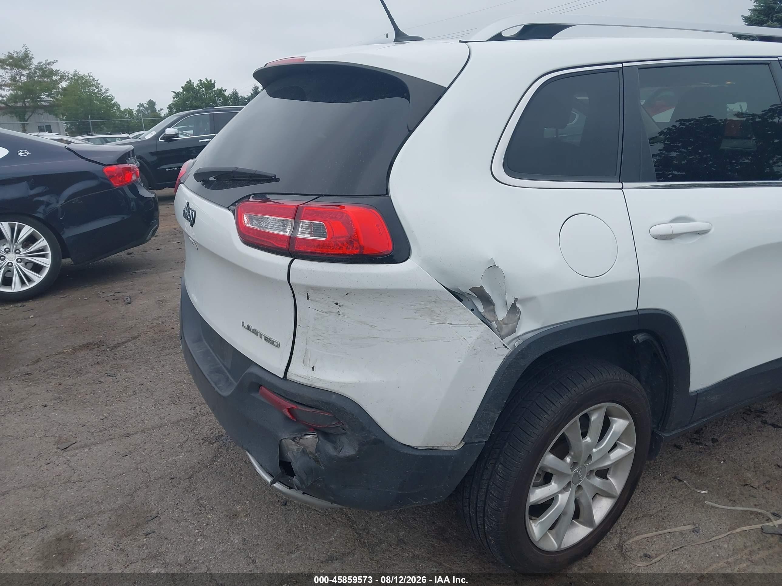 2015 Jeep Cherokee Limited White vin: 1C4PJLDB3FW732895