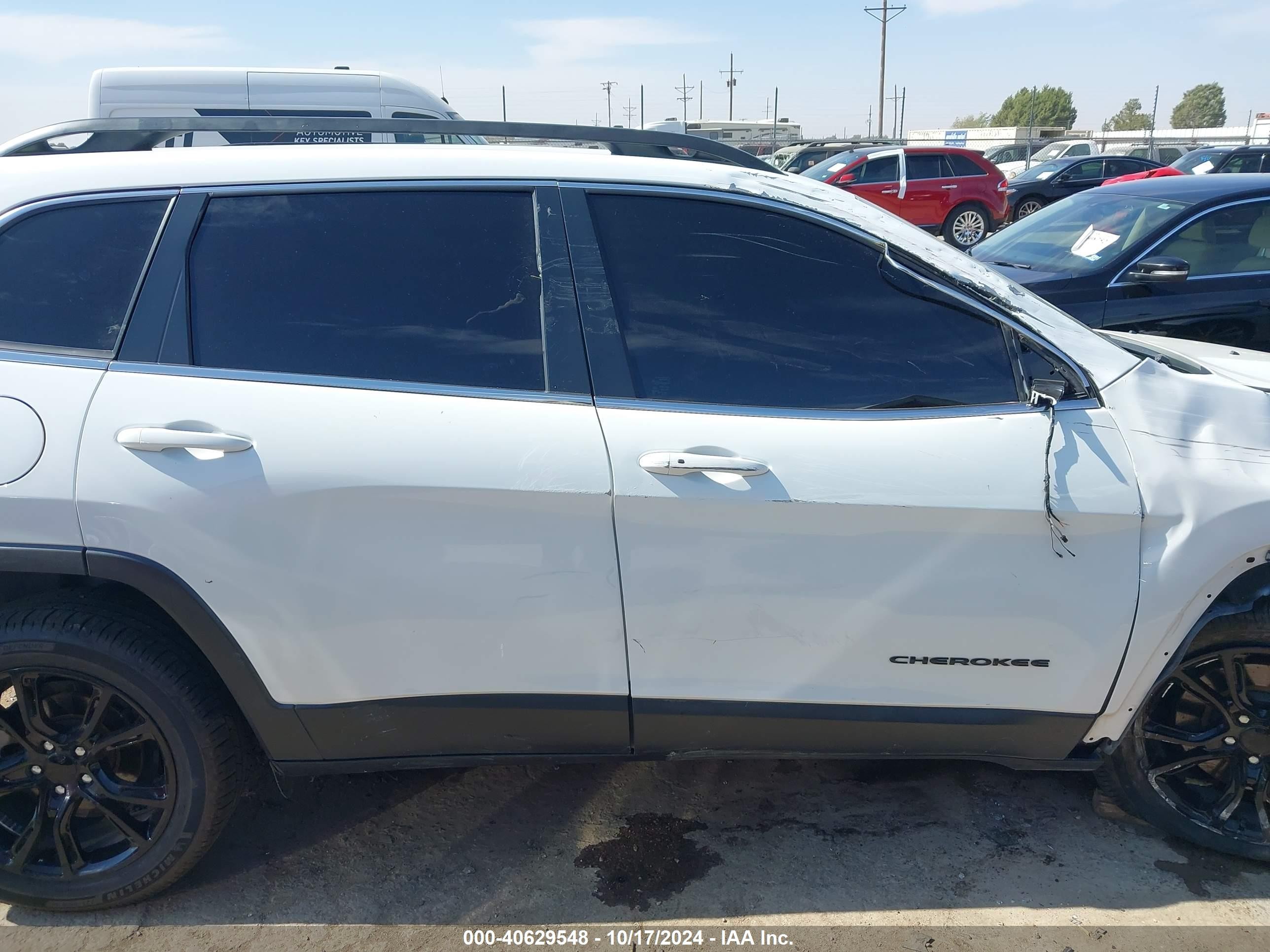2017 Jeep Cherokee Limited Fwd White vin: 1C4PJLDB3HW526219