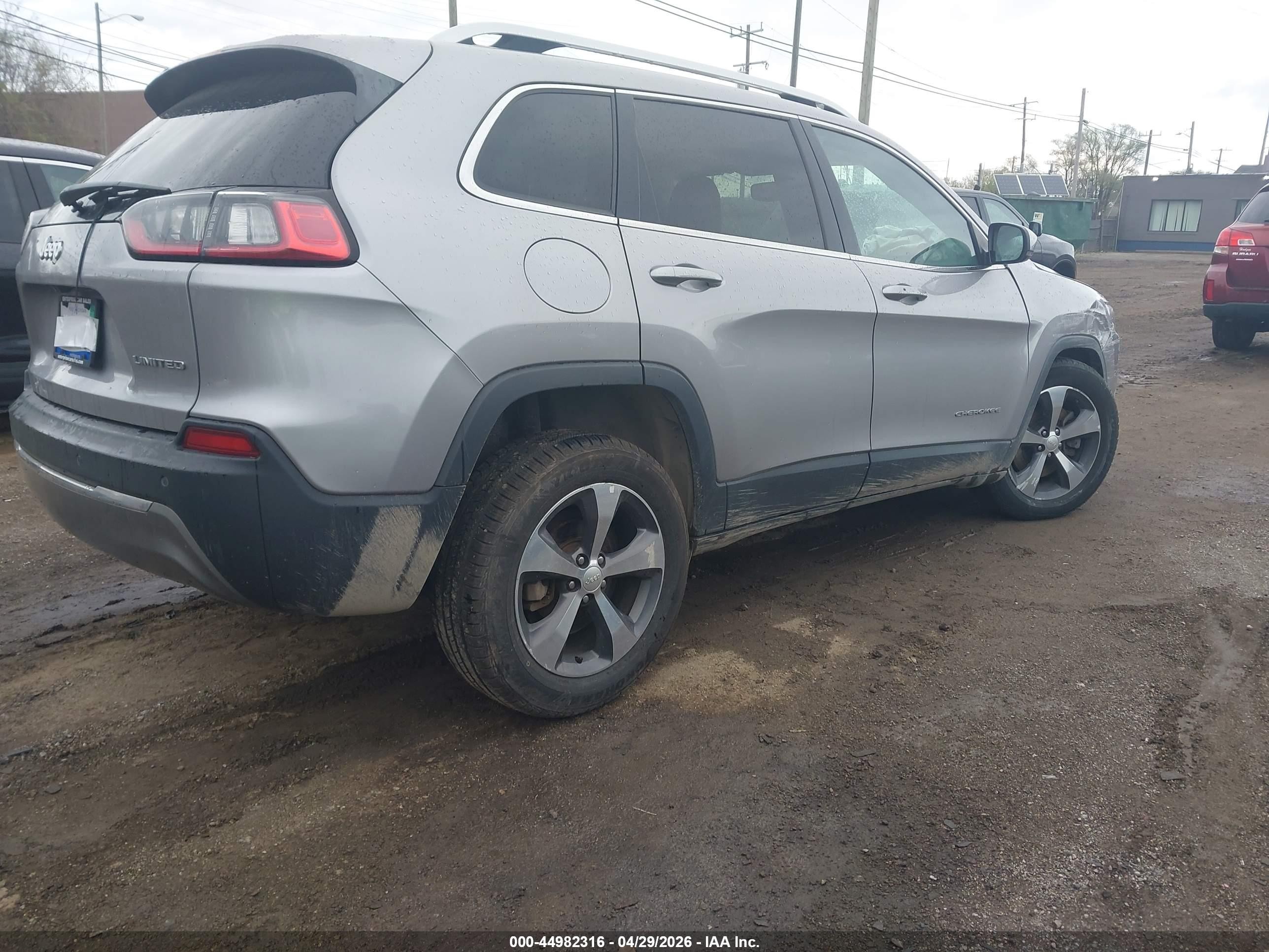 2019 Jeep Cherokee Limited Fwd Silver vin: 1C4PJLDB3KD387213