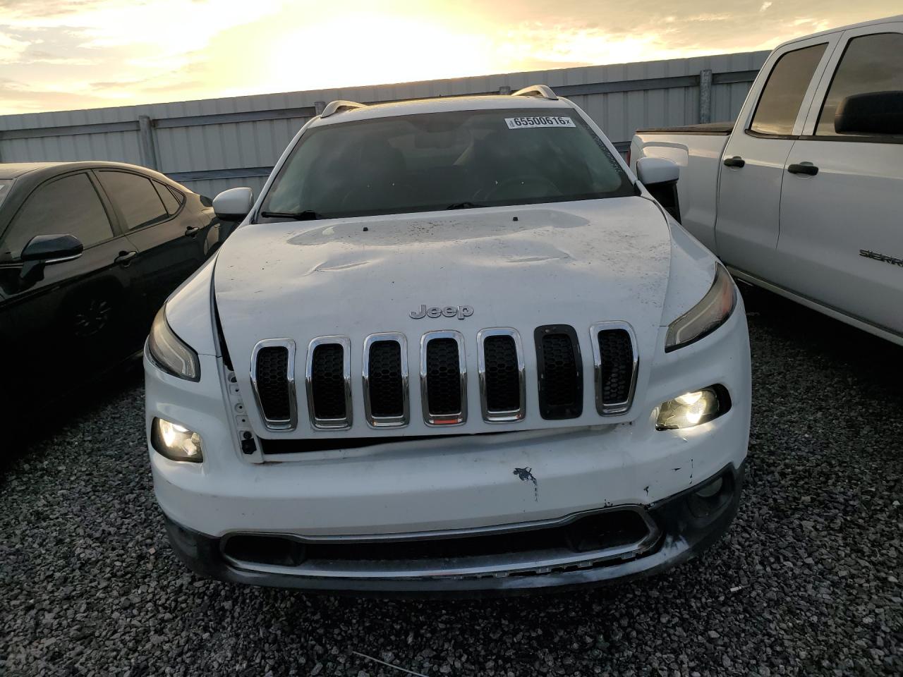 2015 Jeep Cherokee Limited White vin: 1C4PJLDB4FW670438