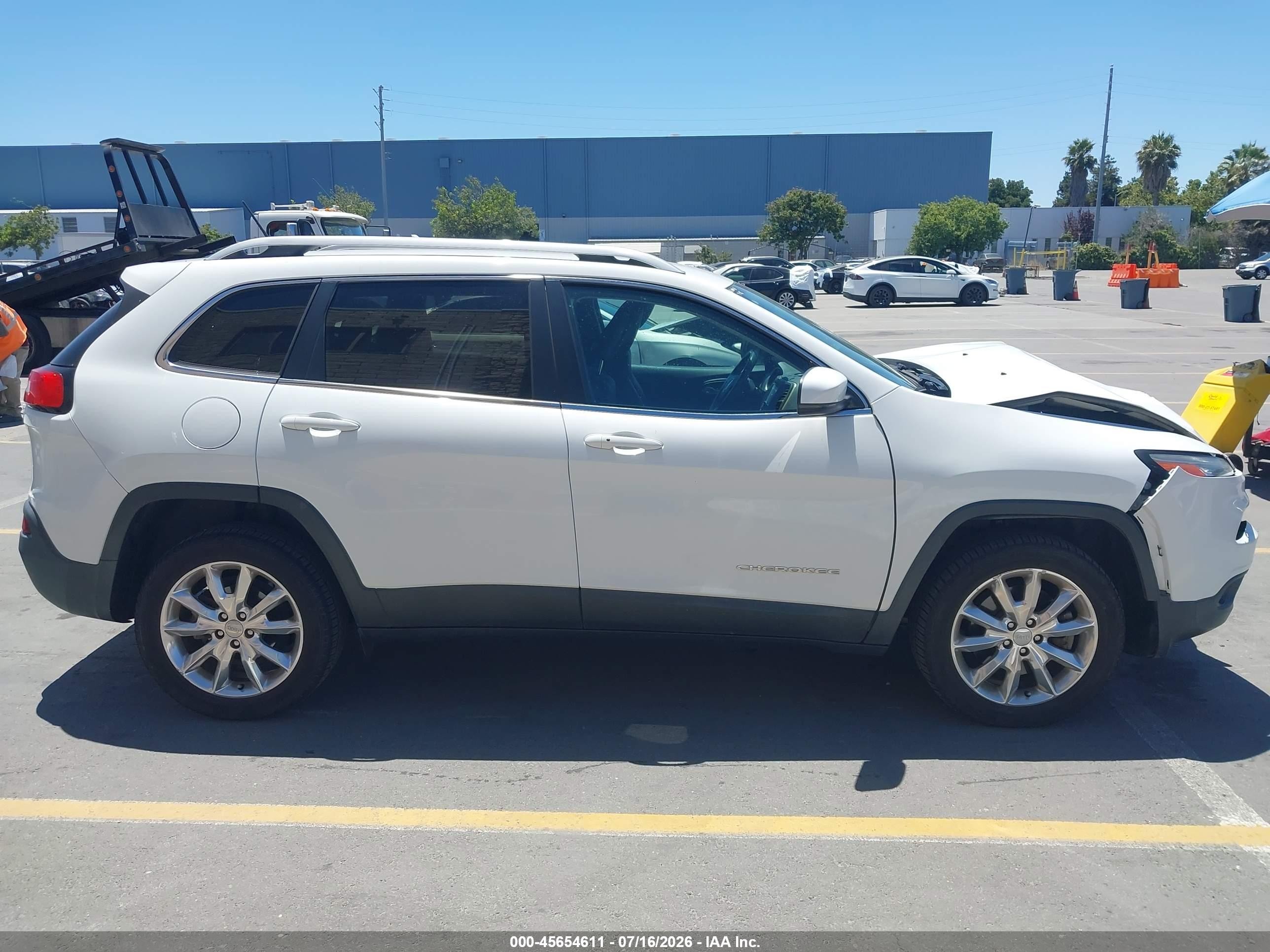 2015 Jeep Cherokee Limited Белый vin: 1C4PJLDB4FW753318