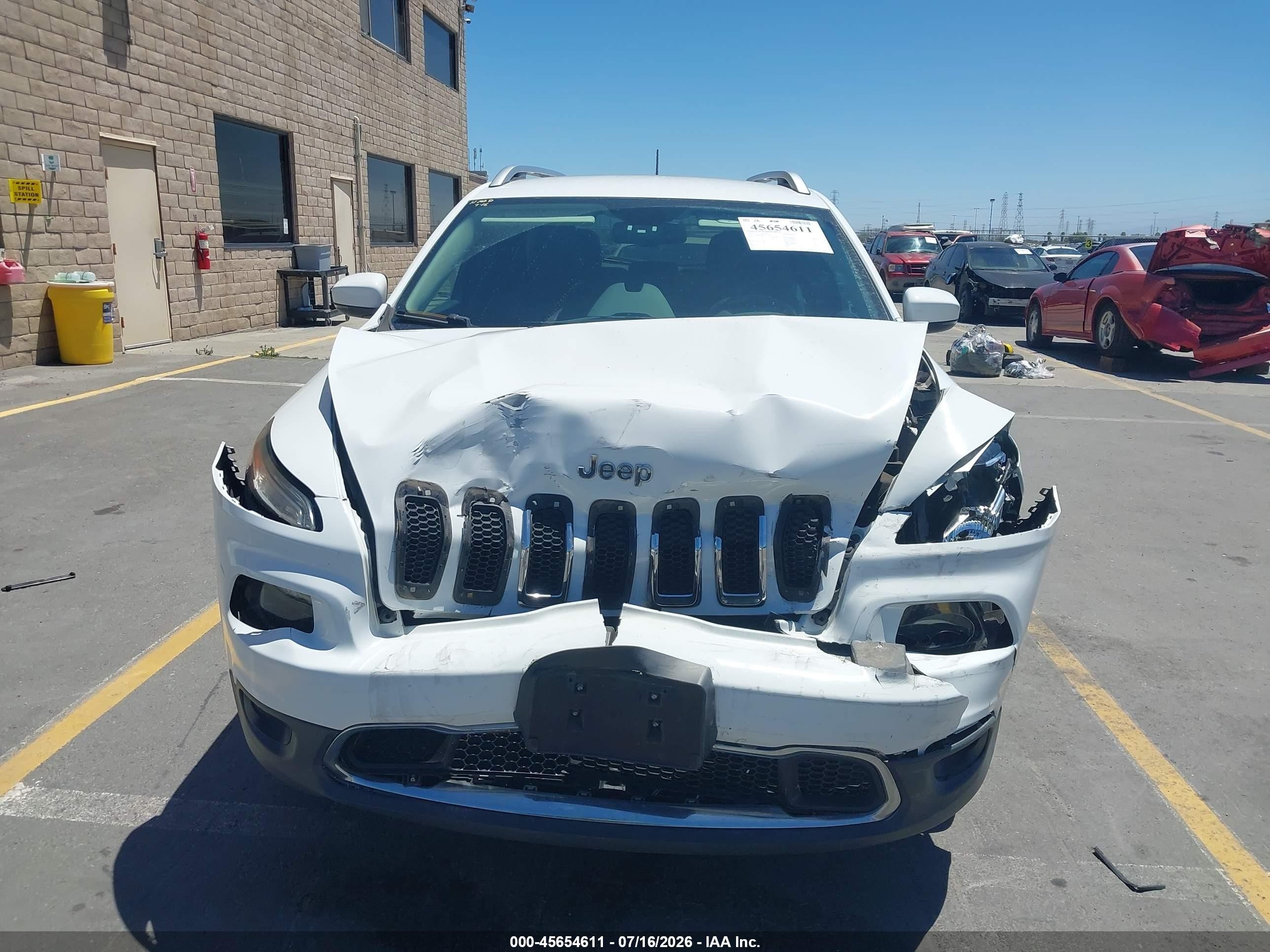2015 Jeep Cherokee Limited Белый vin: 1C4PJLDB4FW753318