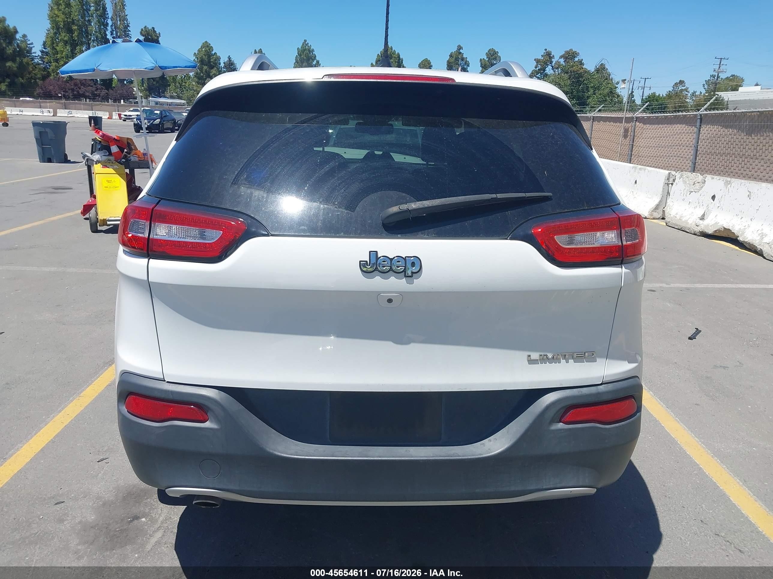 2015 Jeep Cherokee Limited Белый vin: 1C4PJLDB4FW753318