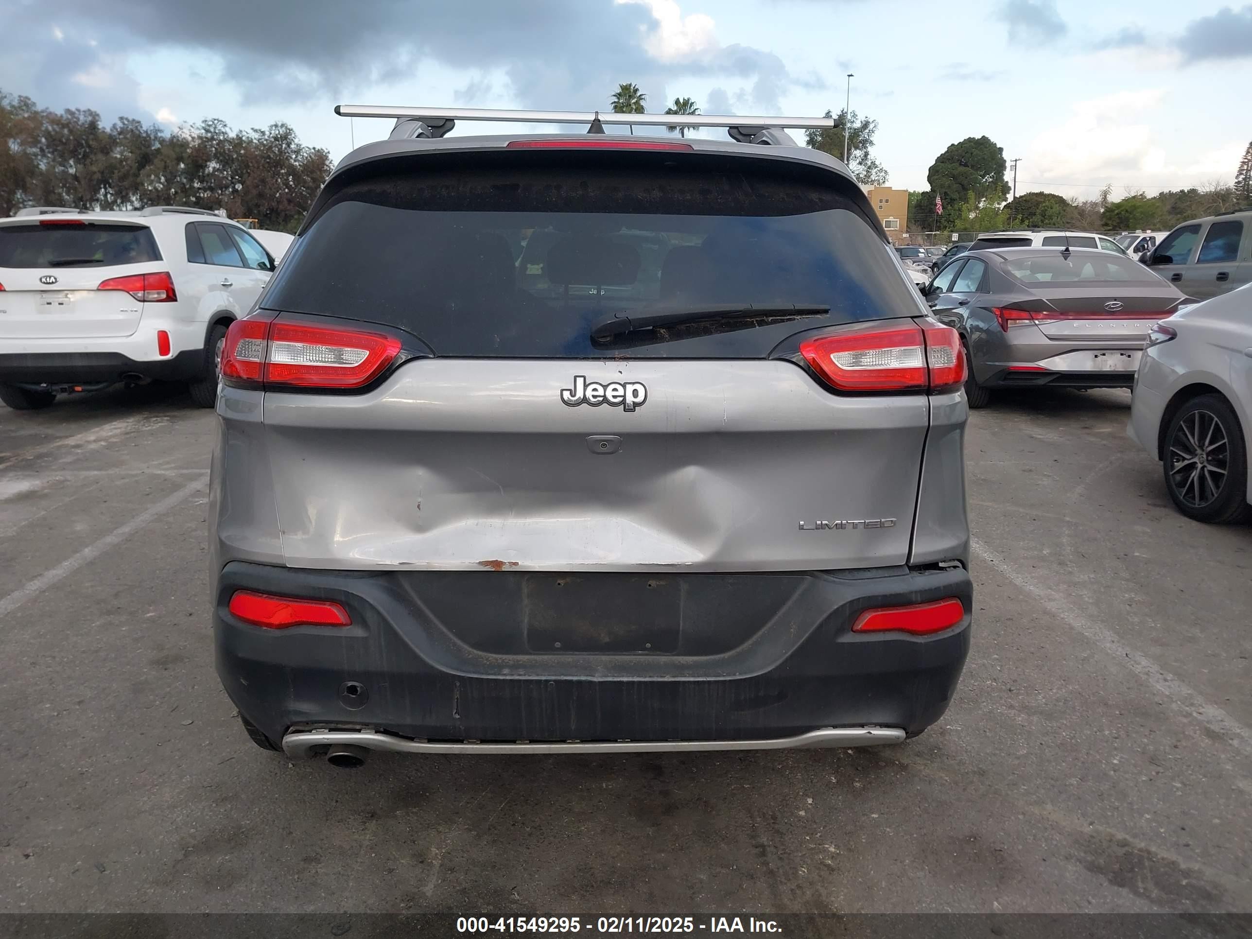 2017 Jeep Cherokee Limited Fwd Gray vin: 1C4PJLDB4HW526035