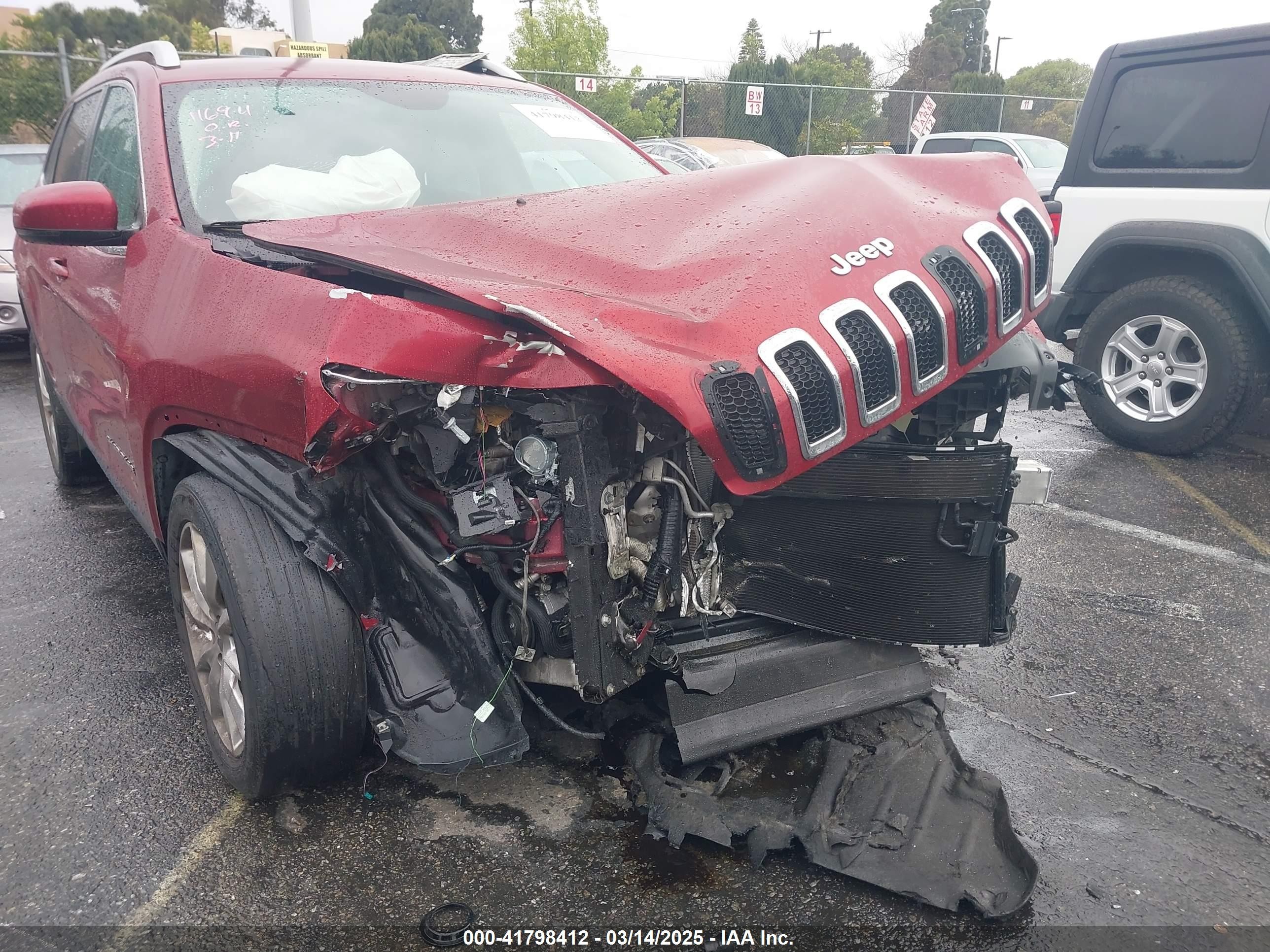2017 Jeep Cherokee Limited Fwd Red vin: 1C4PJLDB5HW516775