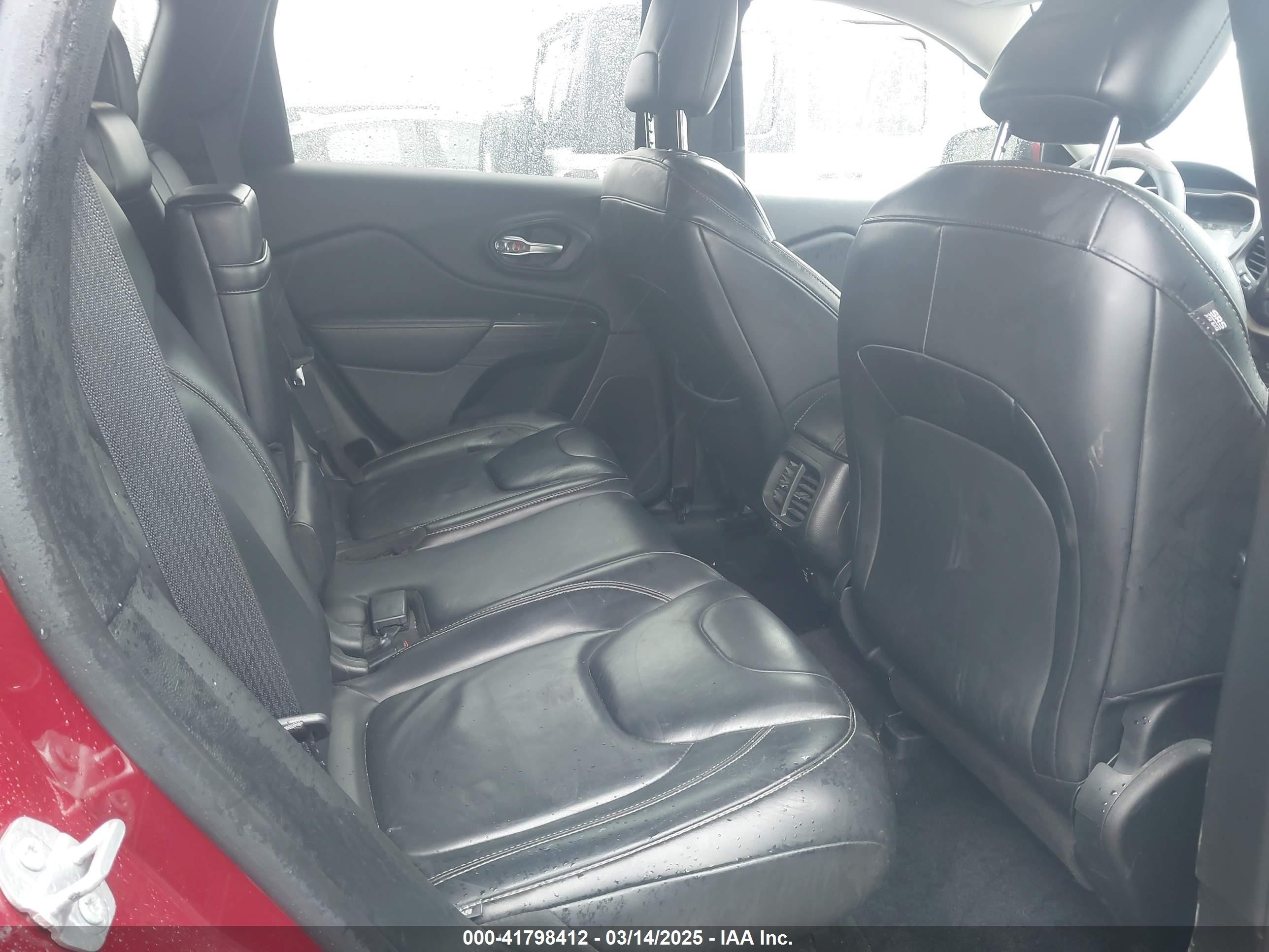 2017 Jeep Cherokee Limited Fwd Red vin: 1C4PJLDB5HW516775