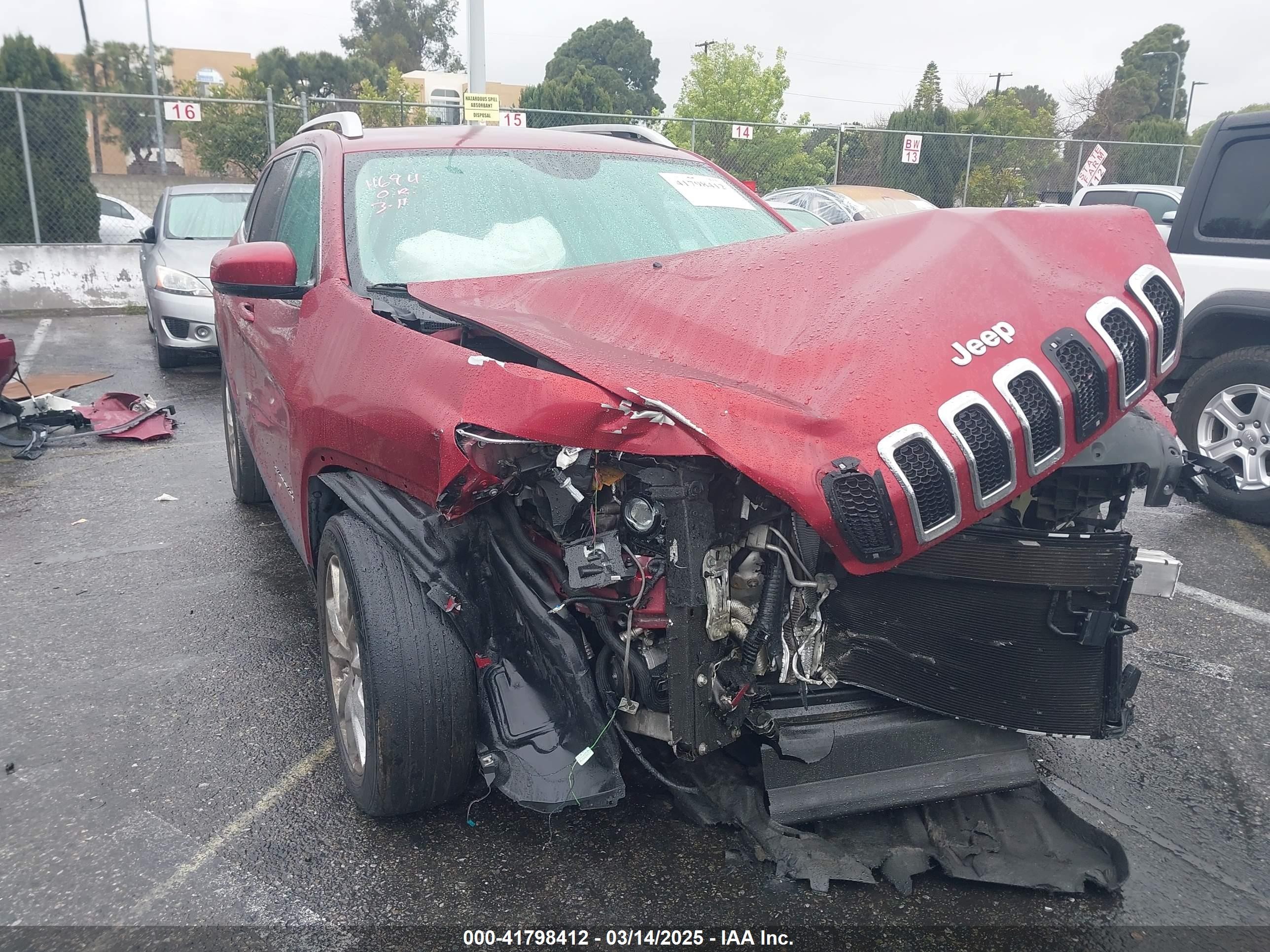 2017 Jeep Cherokee Limited Fwd Red vin: 1C4PJLDB5HW516775