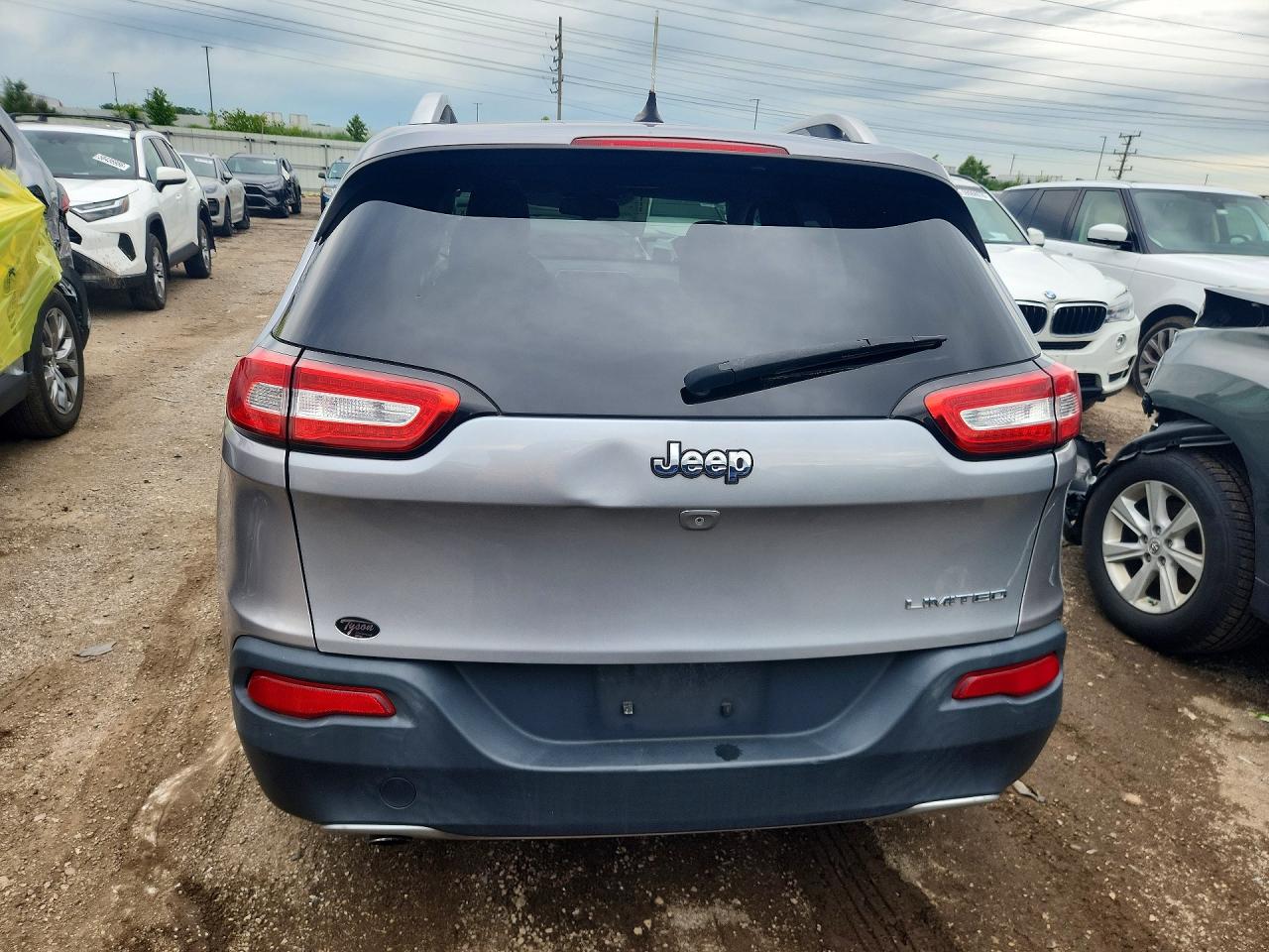 2014 Jeep Cherokee Silver vin: 1C4PJLDB6EW160798