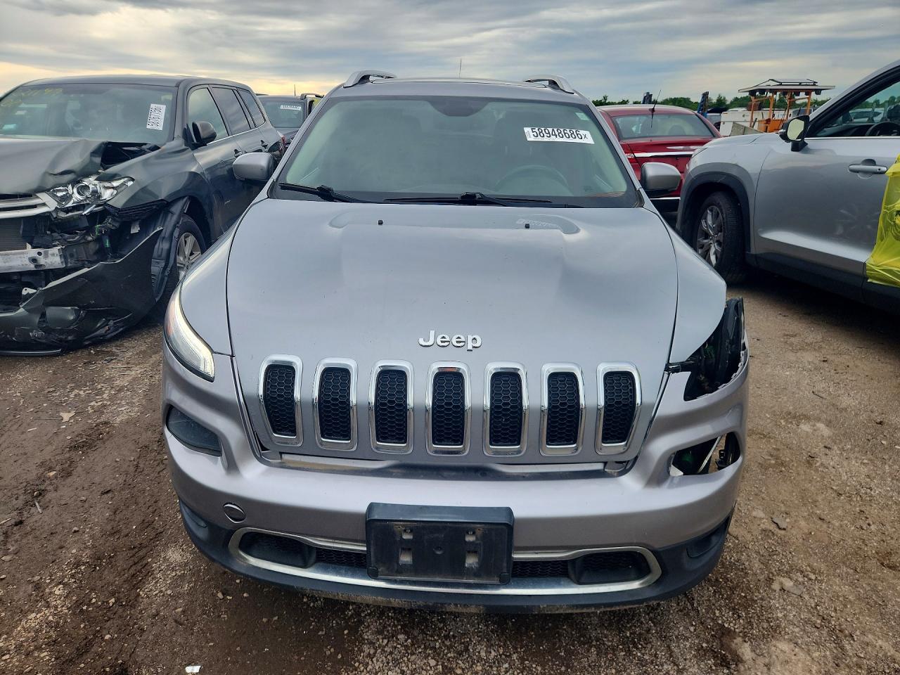 2014 Jeep Cherokee Silver vin: 1C4PJLDB6EW160798
