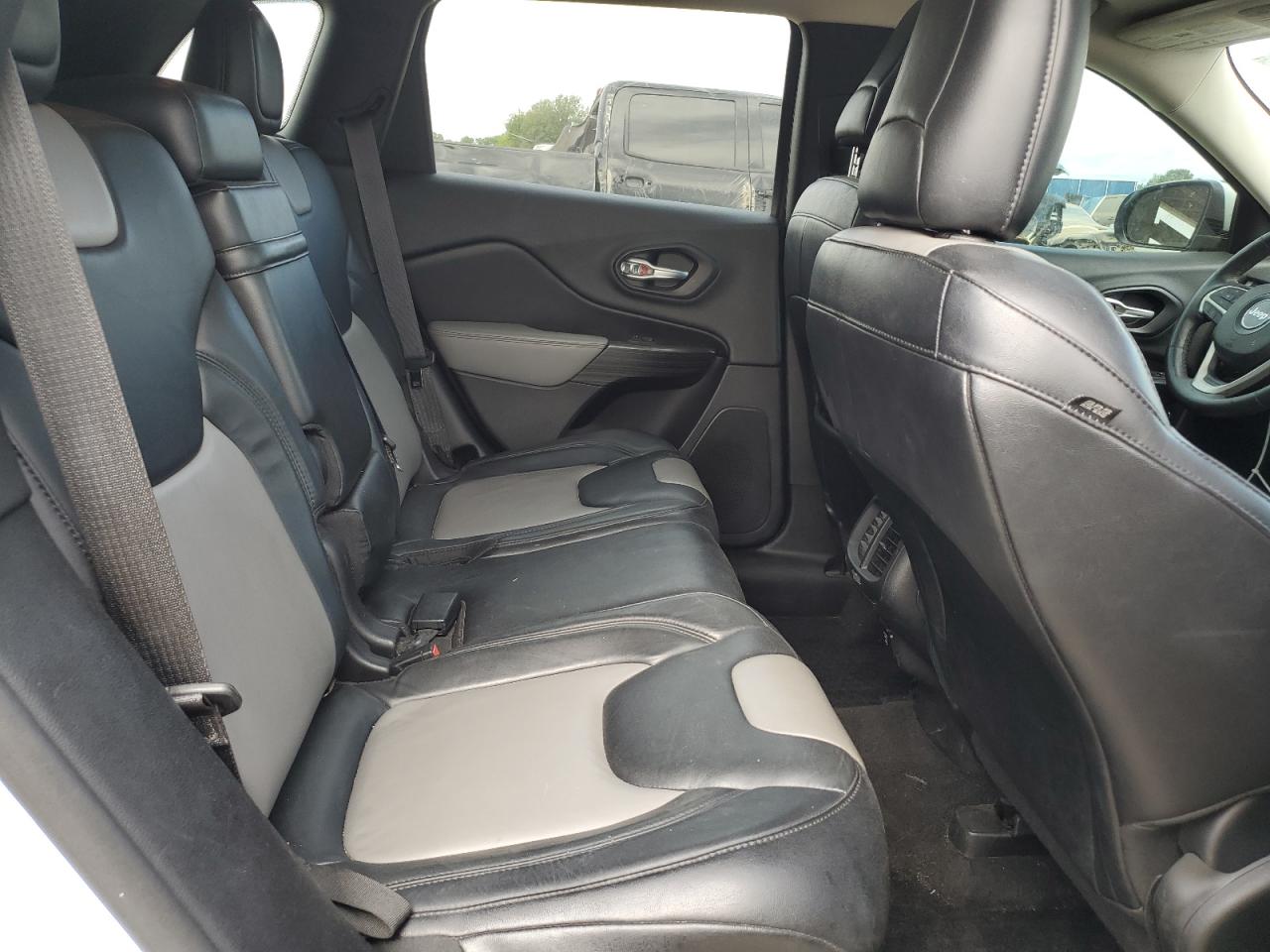 2014 Jeep Cherokee Limited White vin: 1C4PJLDB7EW194474