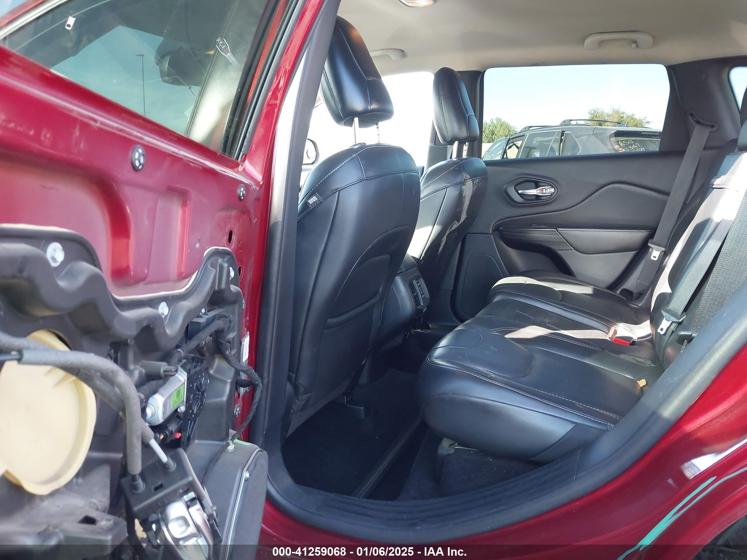 2017 Jeep Cherokee Limited Fwd Red vin: 1C4PJLDB7HW526577