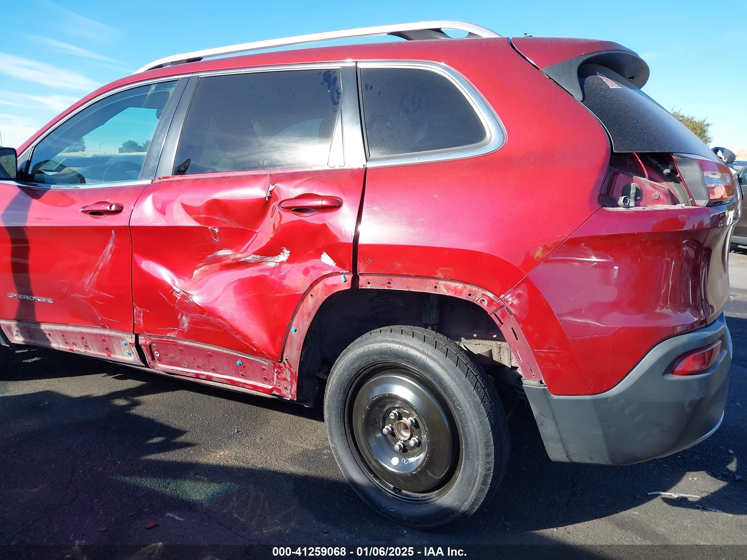 2017 Jeep Cherokee Limited Fwd Red vin: 1C4PJLDB7HW526577