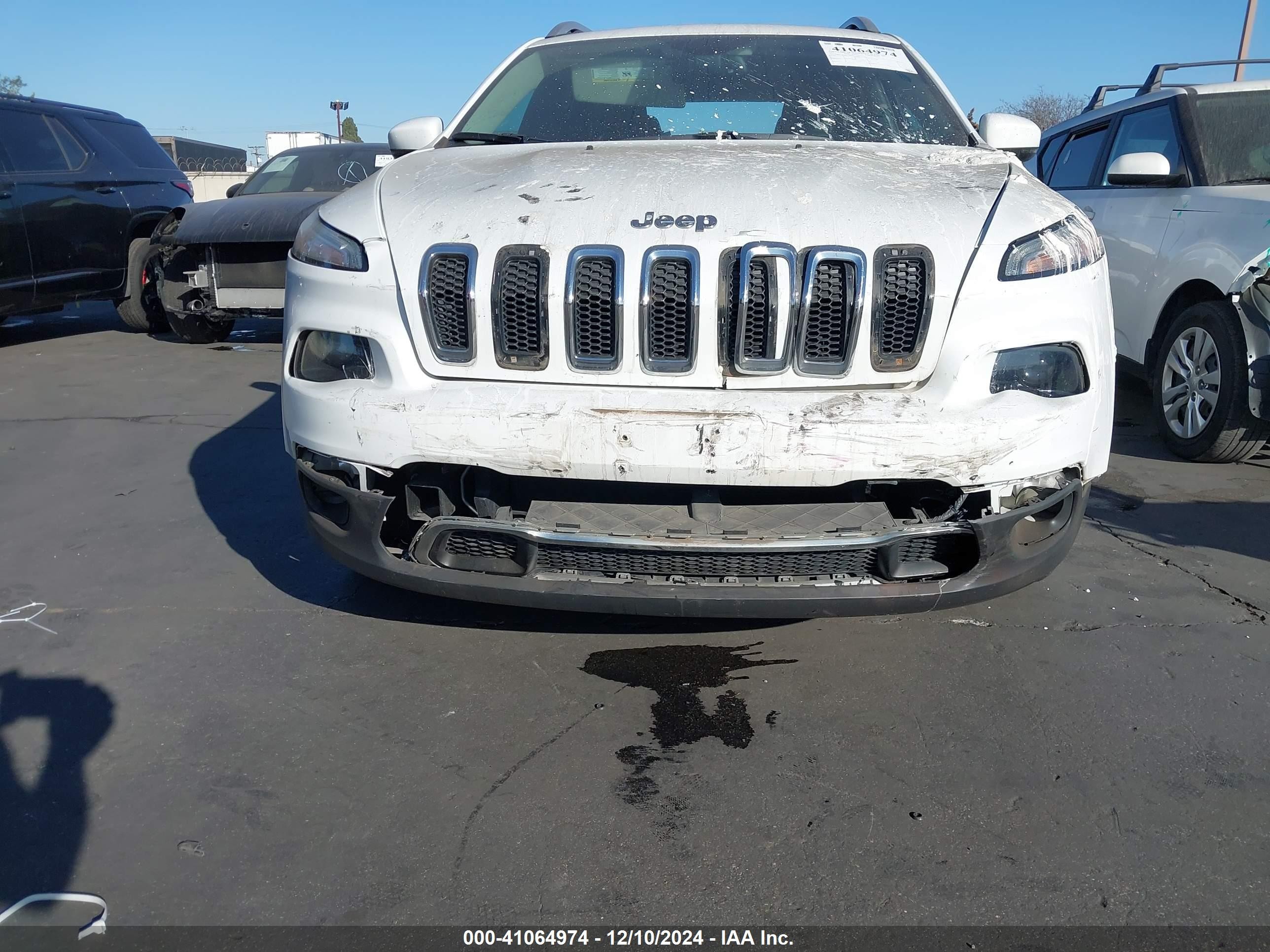 2017 Jeep Cherokee Limited Fwd White vin: 1C4PJLDB7HW534369