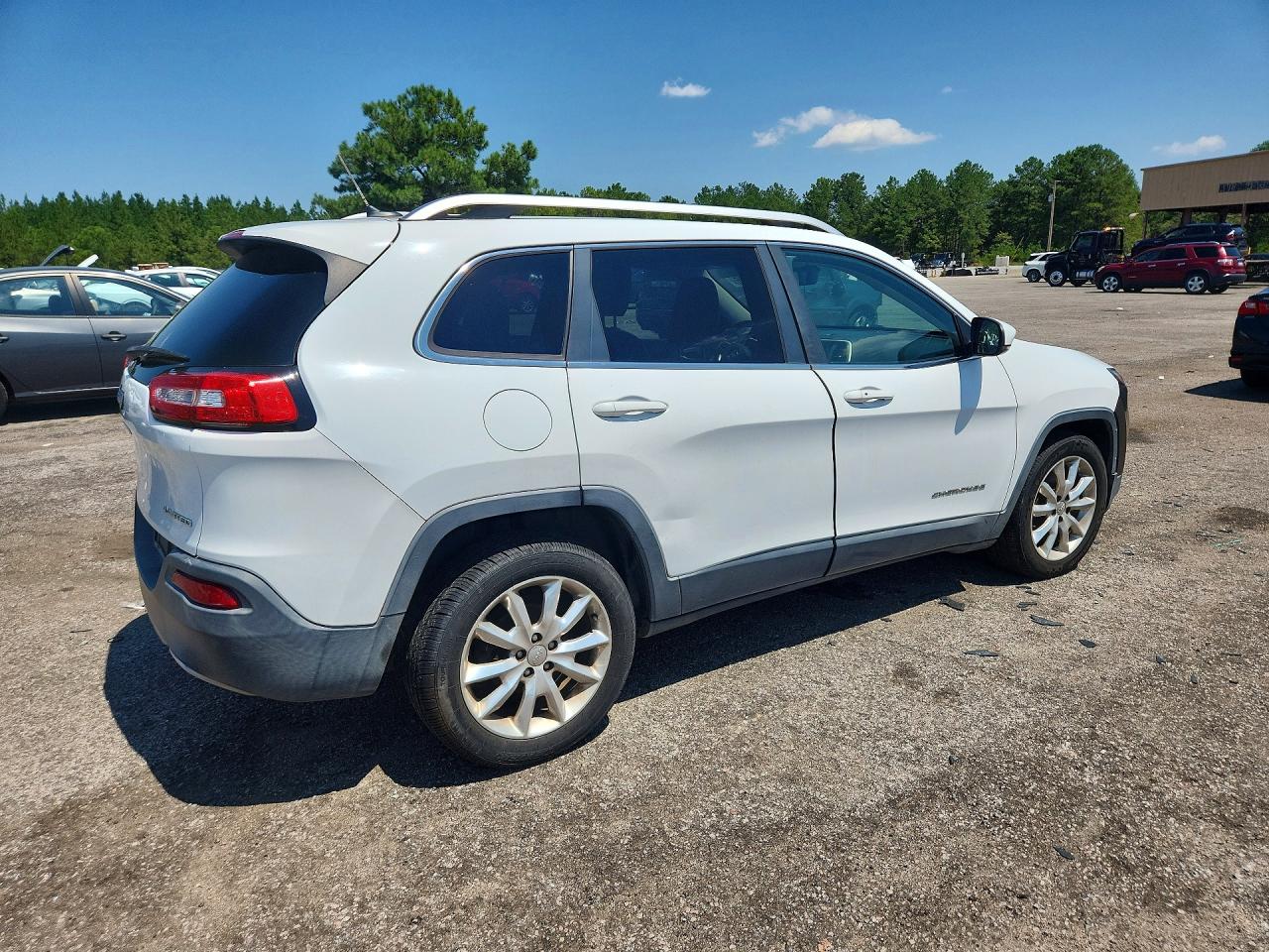 2014 Jeep Cherokee Limited White vin: 1C4PJLDB8EW314282