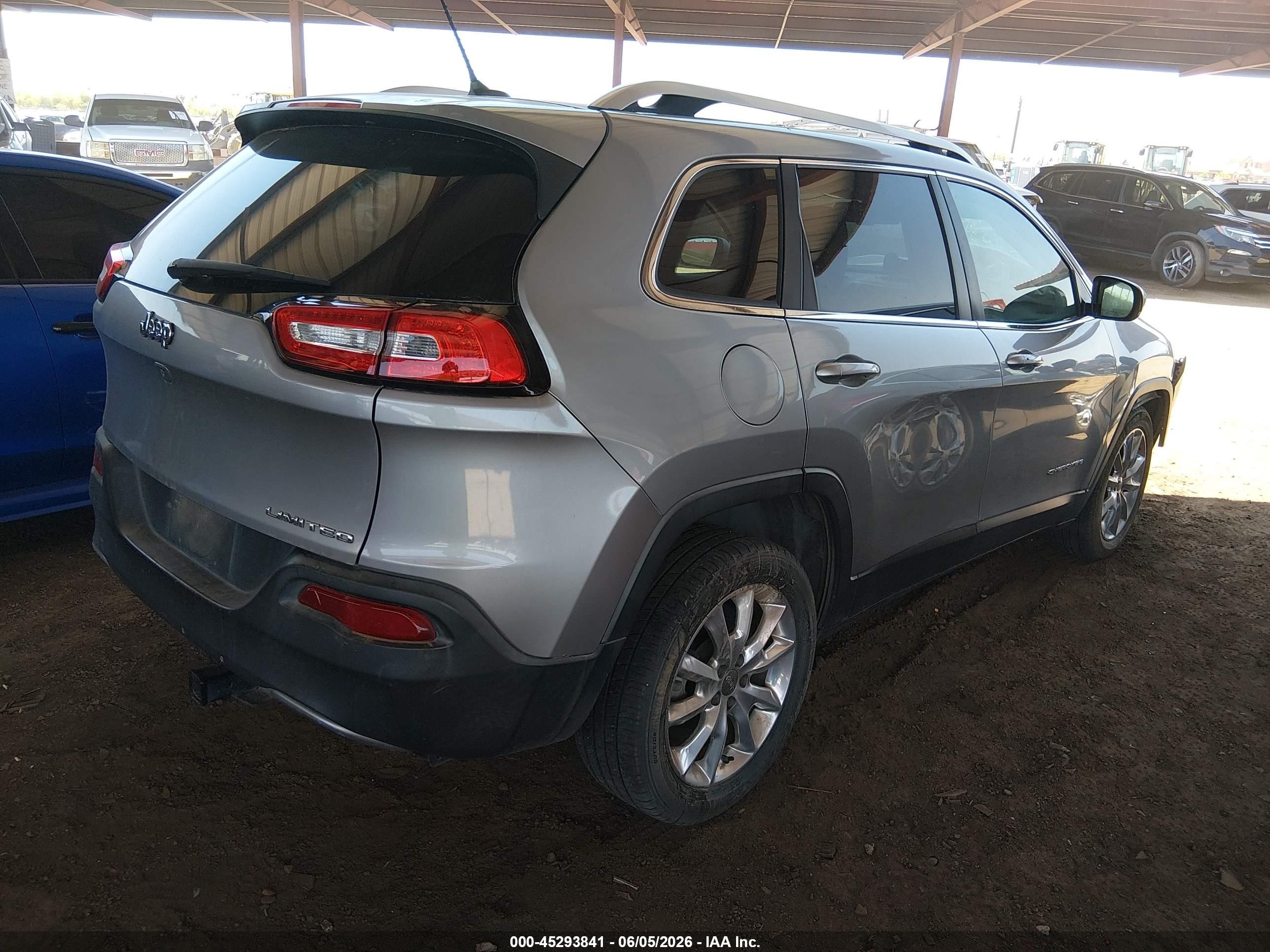 2015 Jeep Cherokee Limited Silver vin: 1C4PJLDB8FW507632