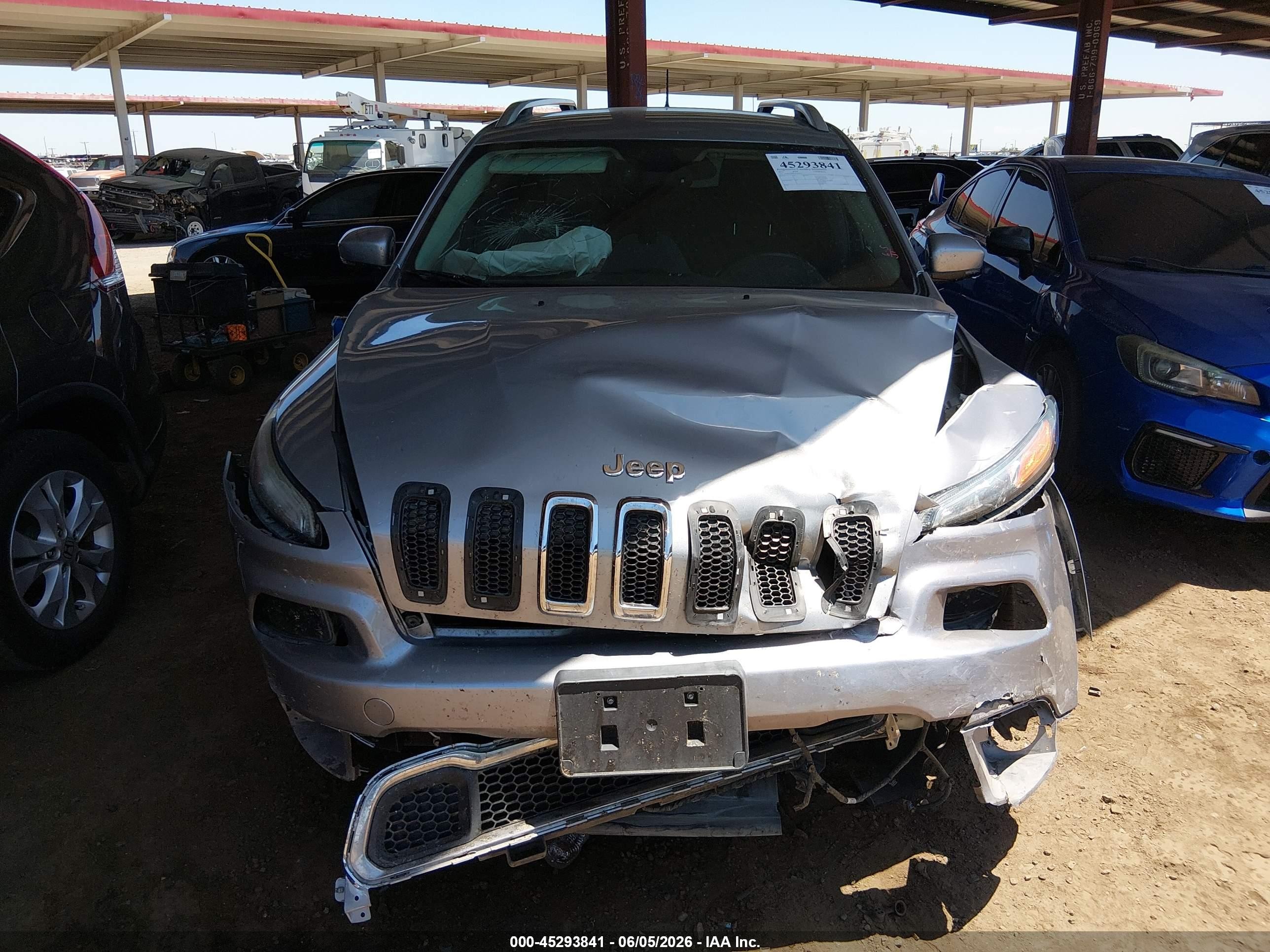2015 Jeep Cherokee Limited Silver vin: 1C4PJLDB8FW507632