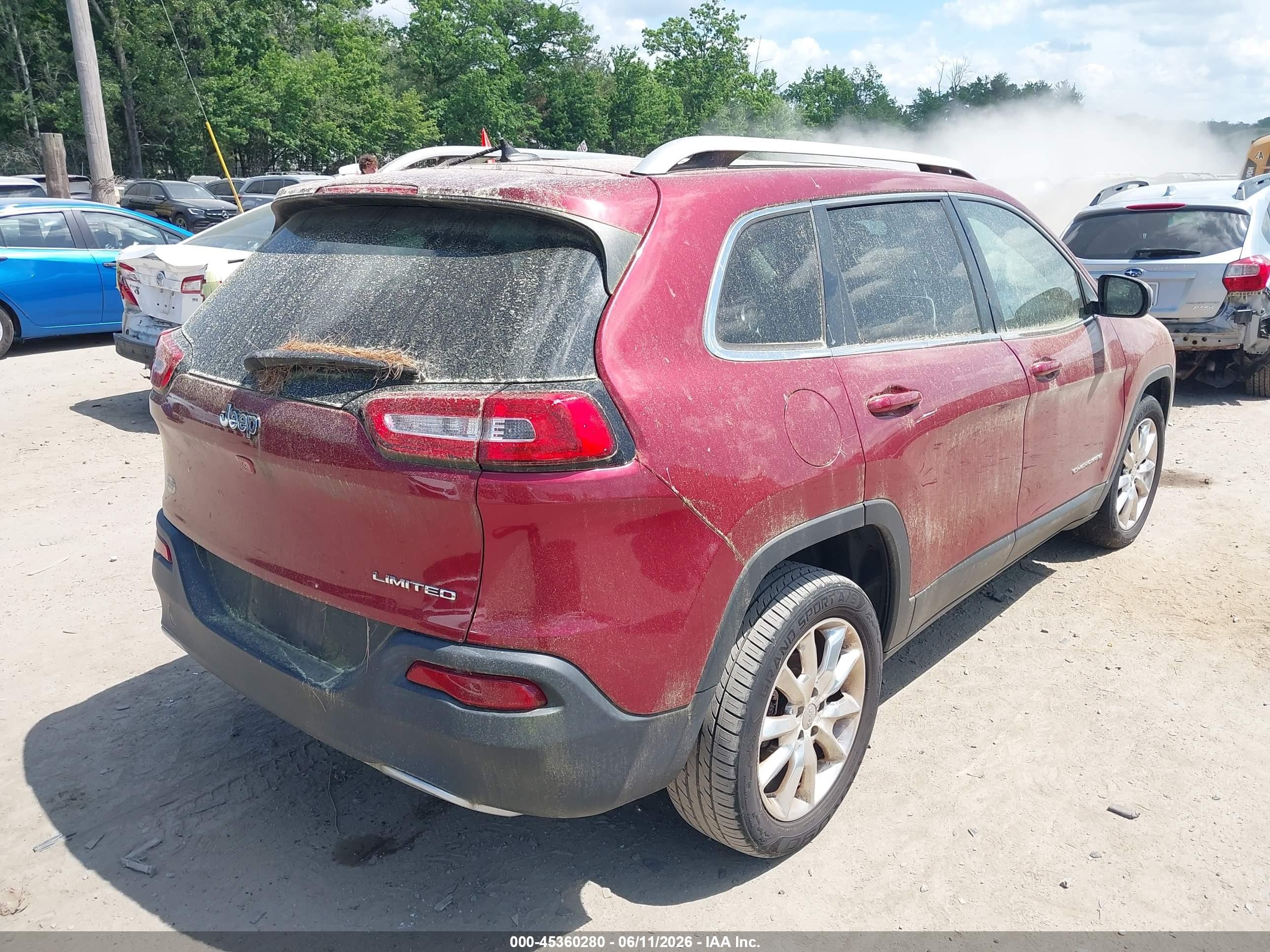 2015 Jeep Cherokee Limited Red vin: 1C4PJLDB8FW637961